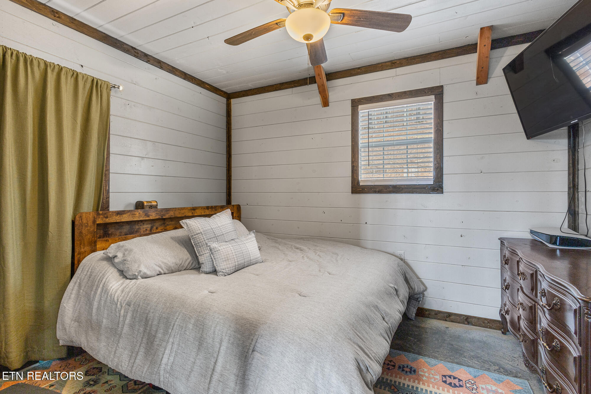 361 County Road 38 Riceville TN 37370