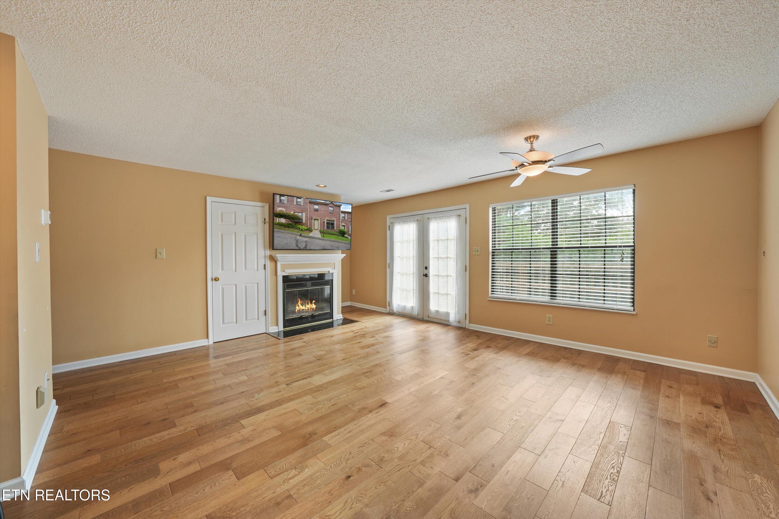 437 S Gallaher View Road Knoxville TN 37919