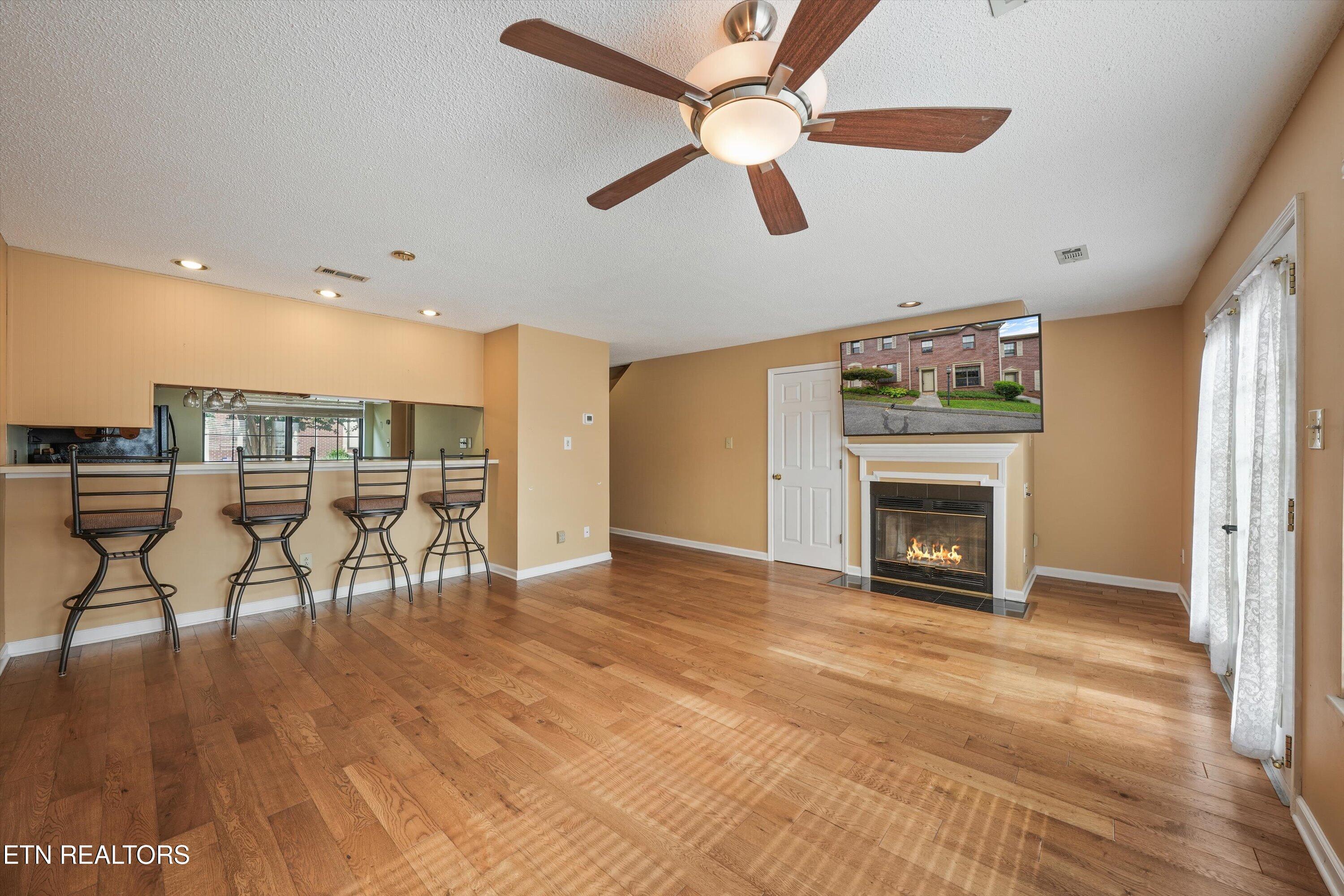 437 S Gallaher View Road Knoxville TN 37919
