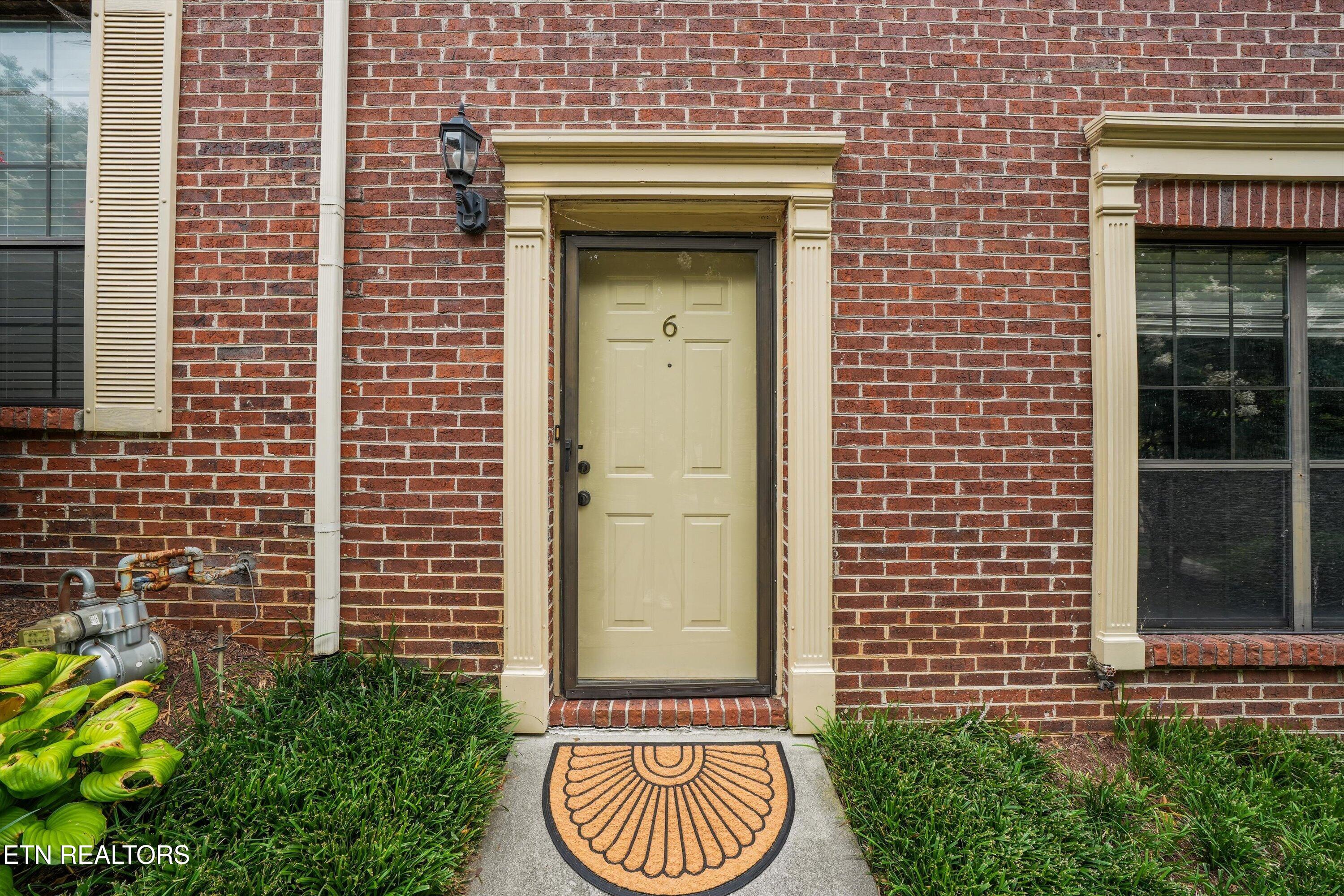 437 S Gallaher View Road Knoxville TN 37919