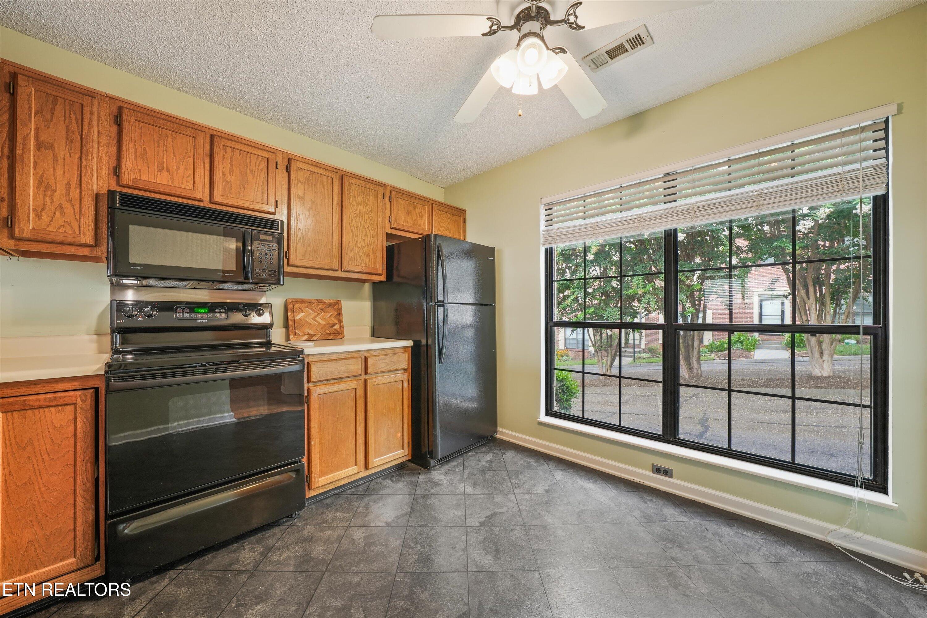 437 S Gallaher View Road Knoxville TN 37919