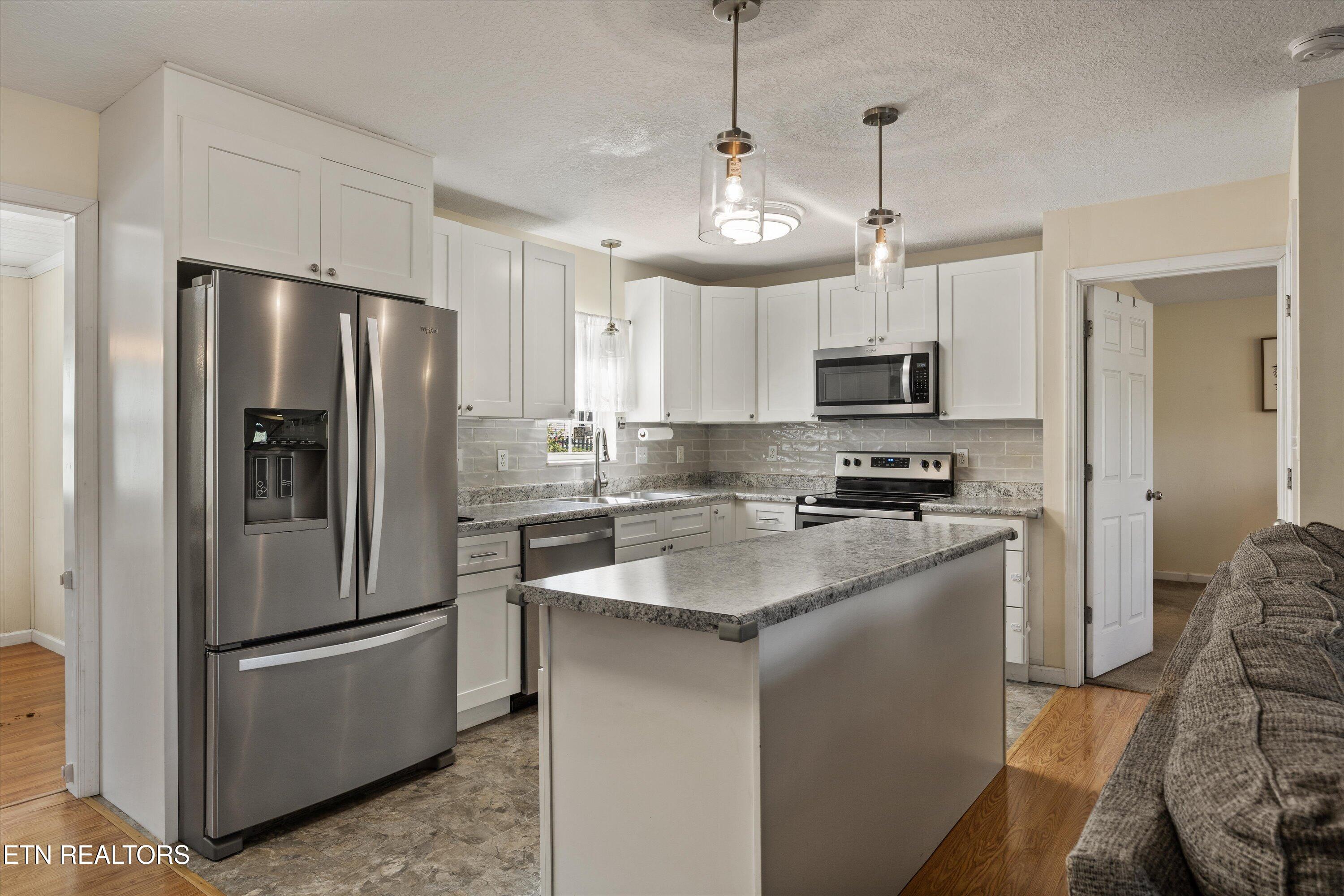 8230 Gamblers Choice Trail Powell TN 37849