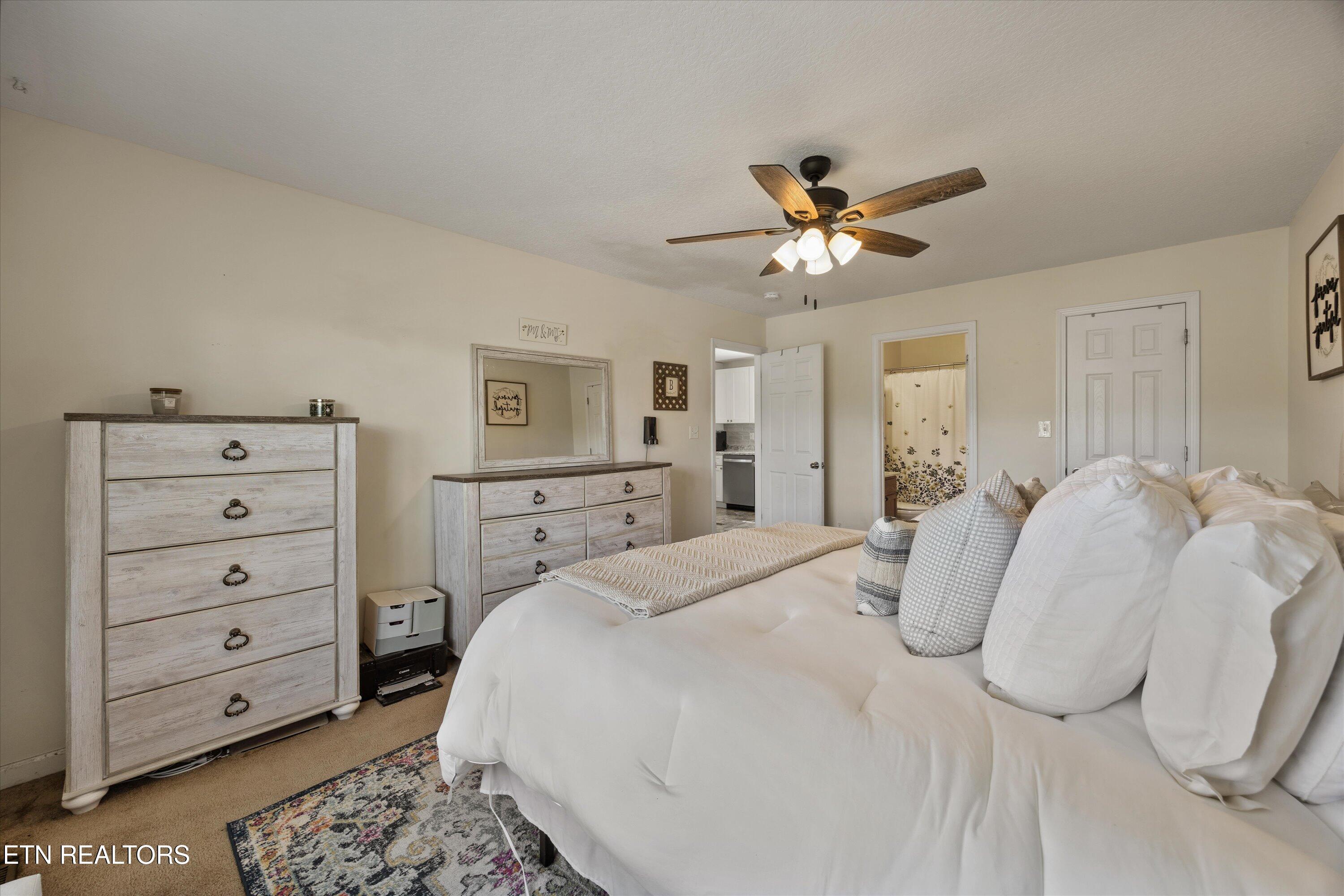 8230 Gamblers Choice Trail Powell TN 37849