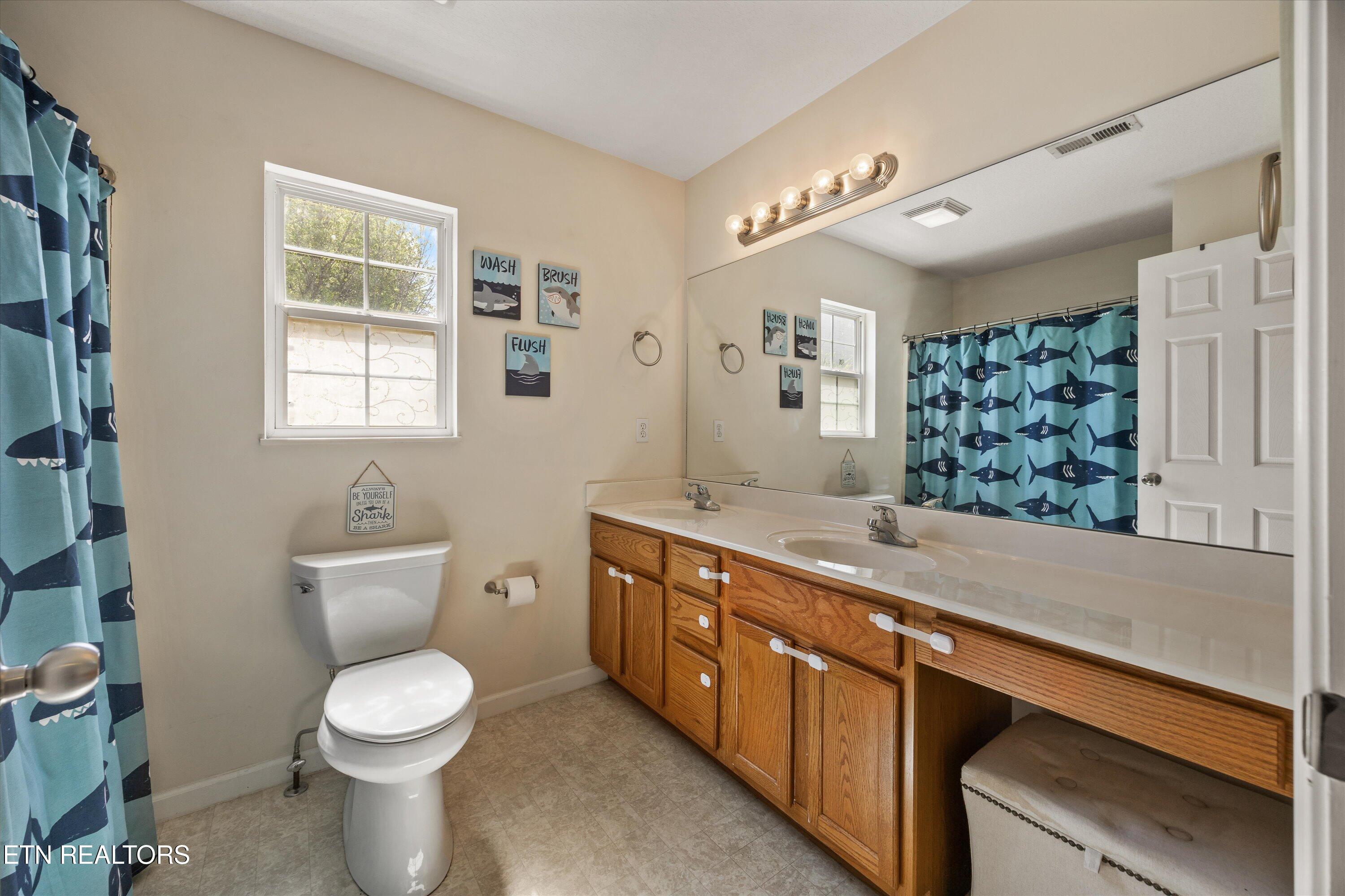 8230 Gamblers Choice Trail Powell TN 37849