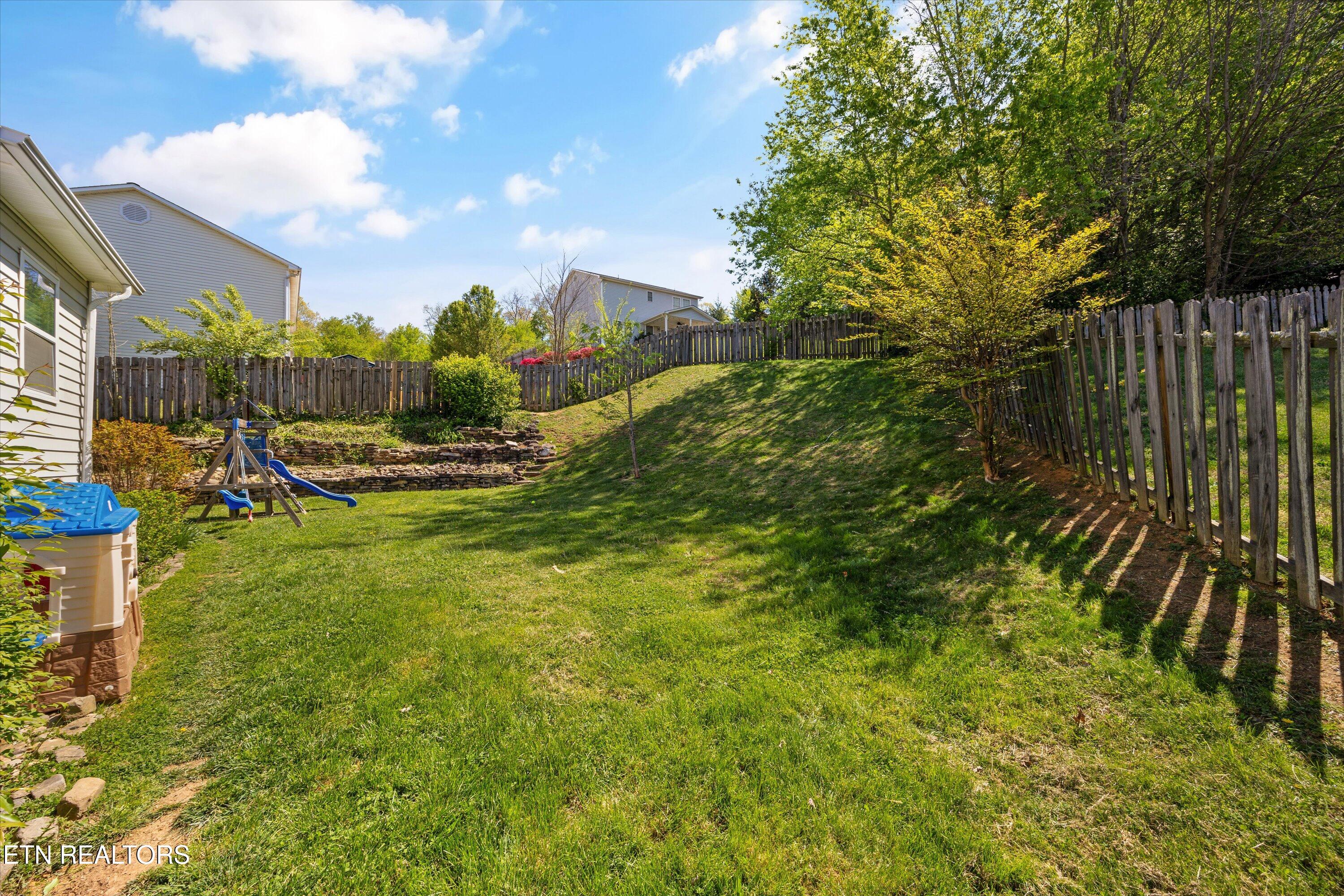 8230 Gamblers Choice Trail Powell TN 37849
