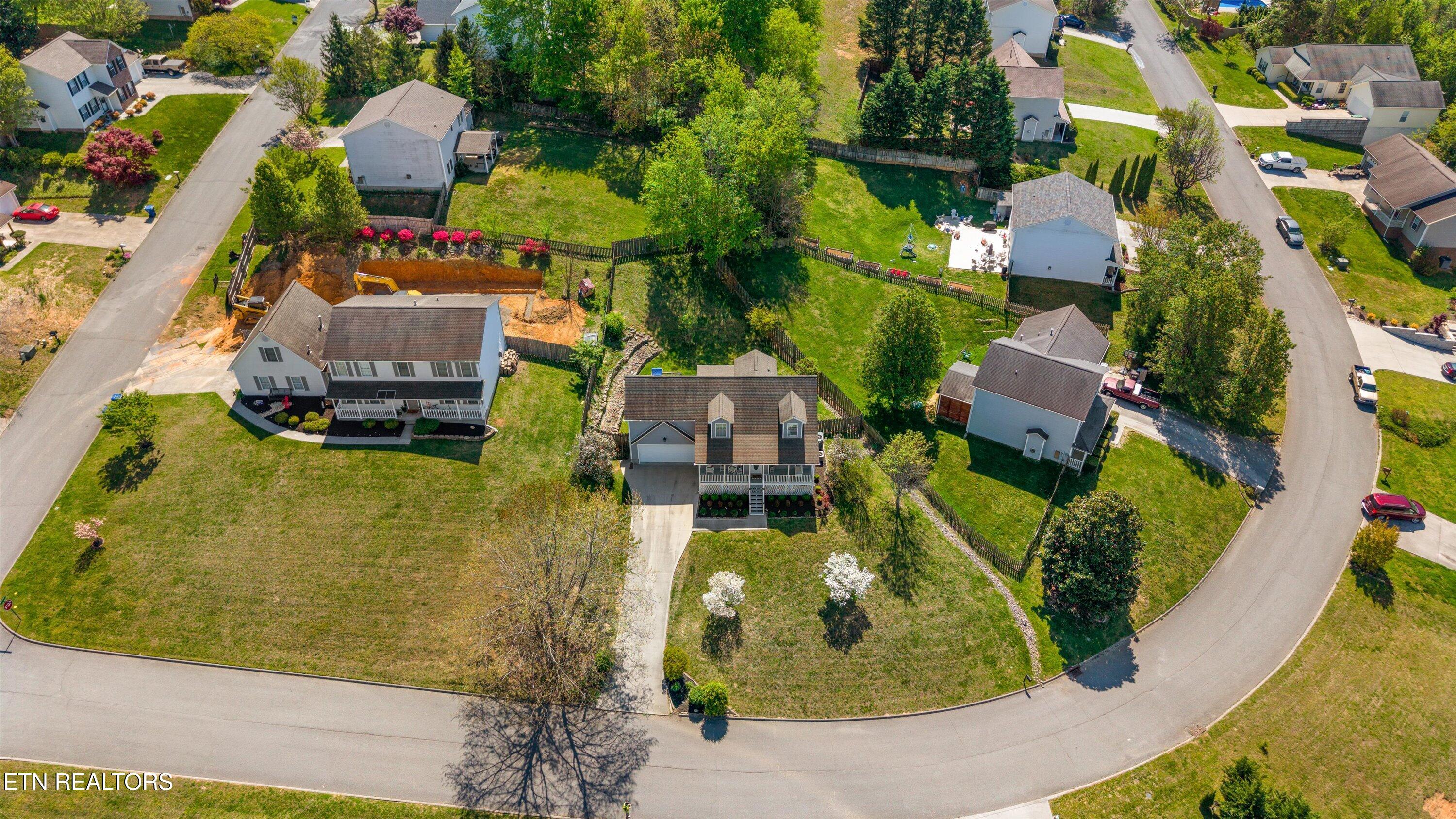 8230 Gamblers Choice Trail Powell TN 37849