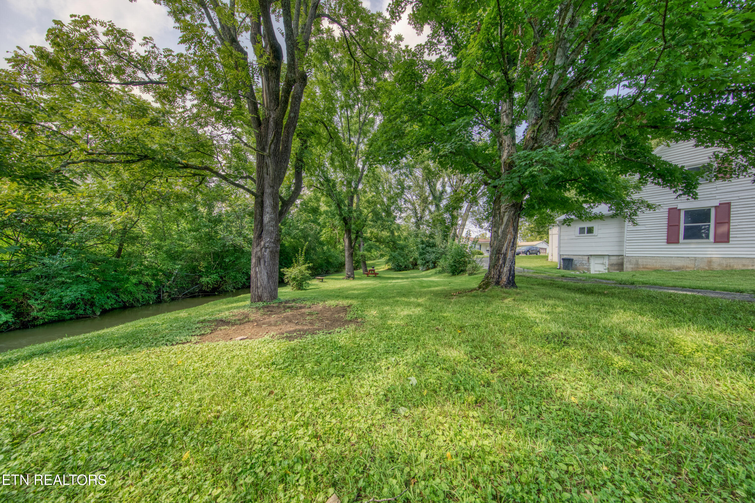 9131 Strawberry Plains Pike Knoxville TN 37924