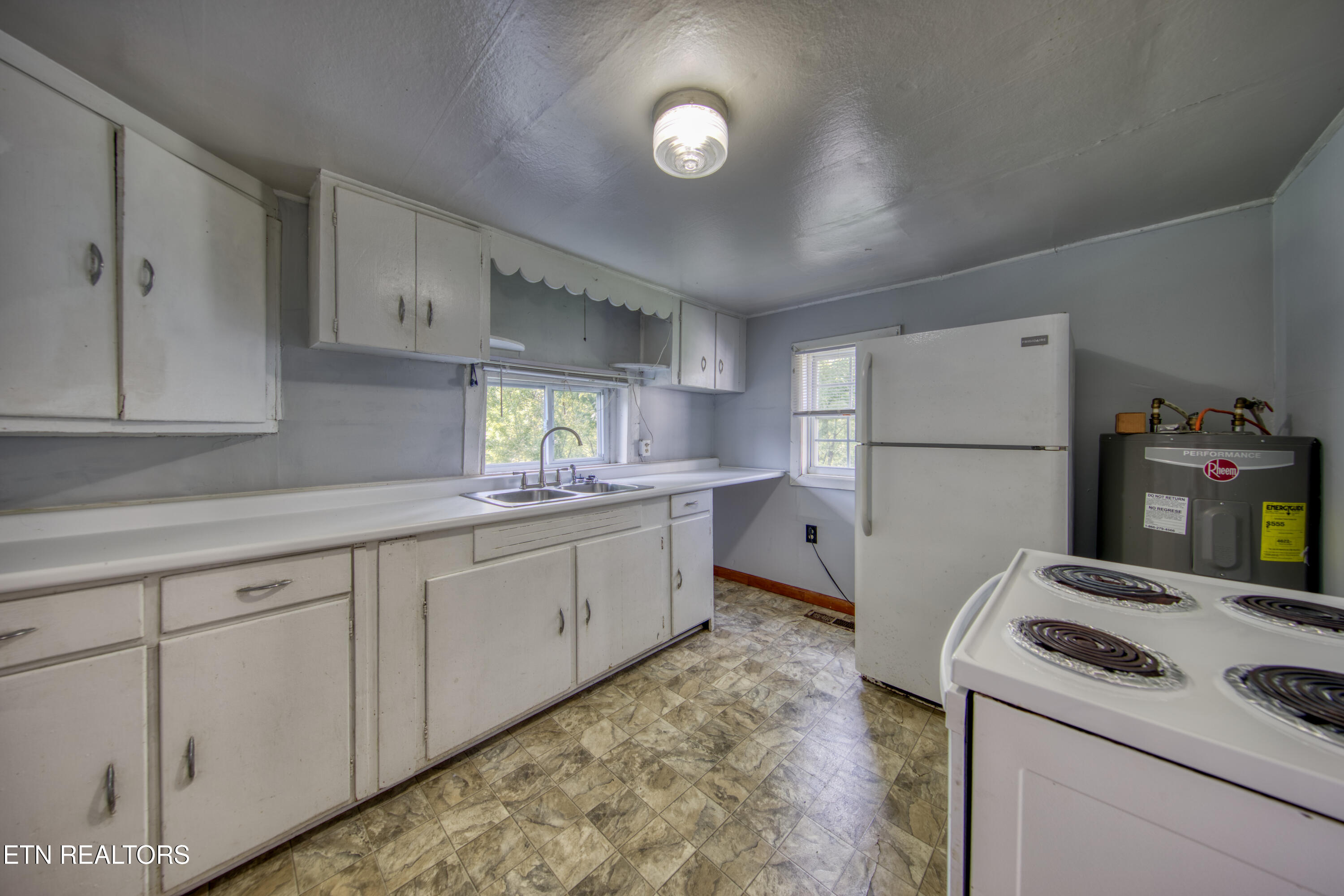 9131 Strawberry Plains Pike Knoxville TN 37924