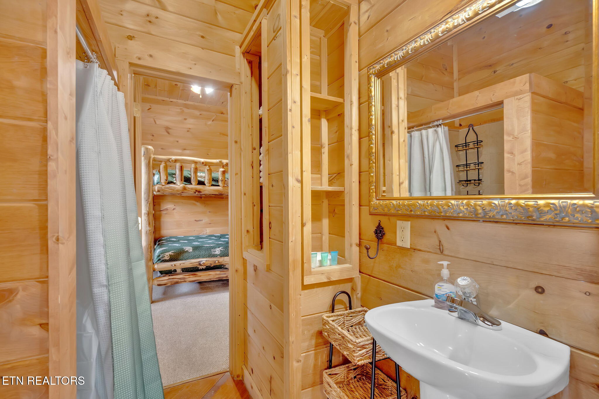 2868 Pine Haven Drive Sevierville TN 37862