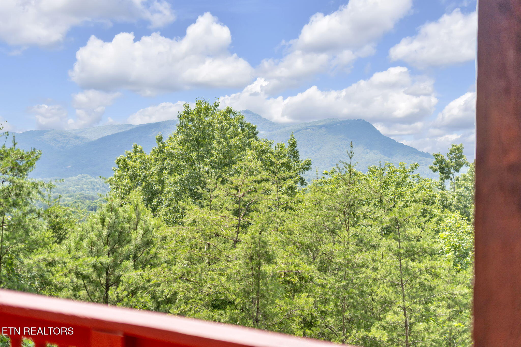 2868 Pine Haven Drive Sevierville TN 37862