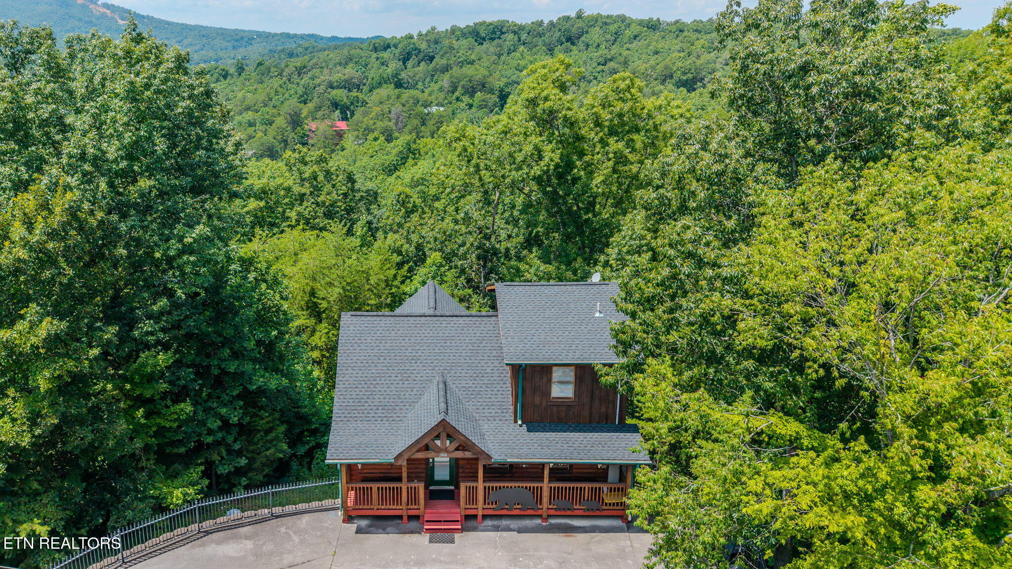 2868 Pine Haven Drive Sevierville TN 37862