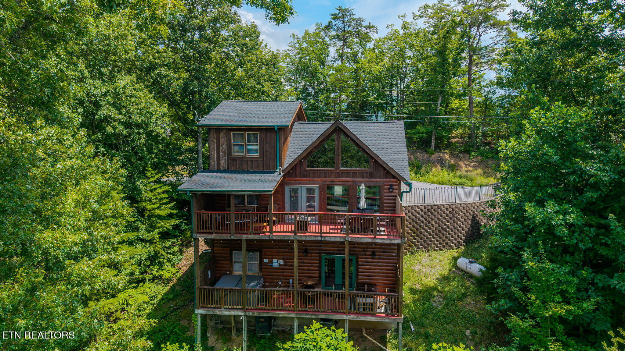 2868 Pine Haven Drive Sevierville TN 37862