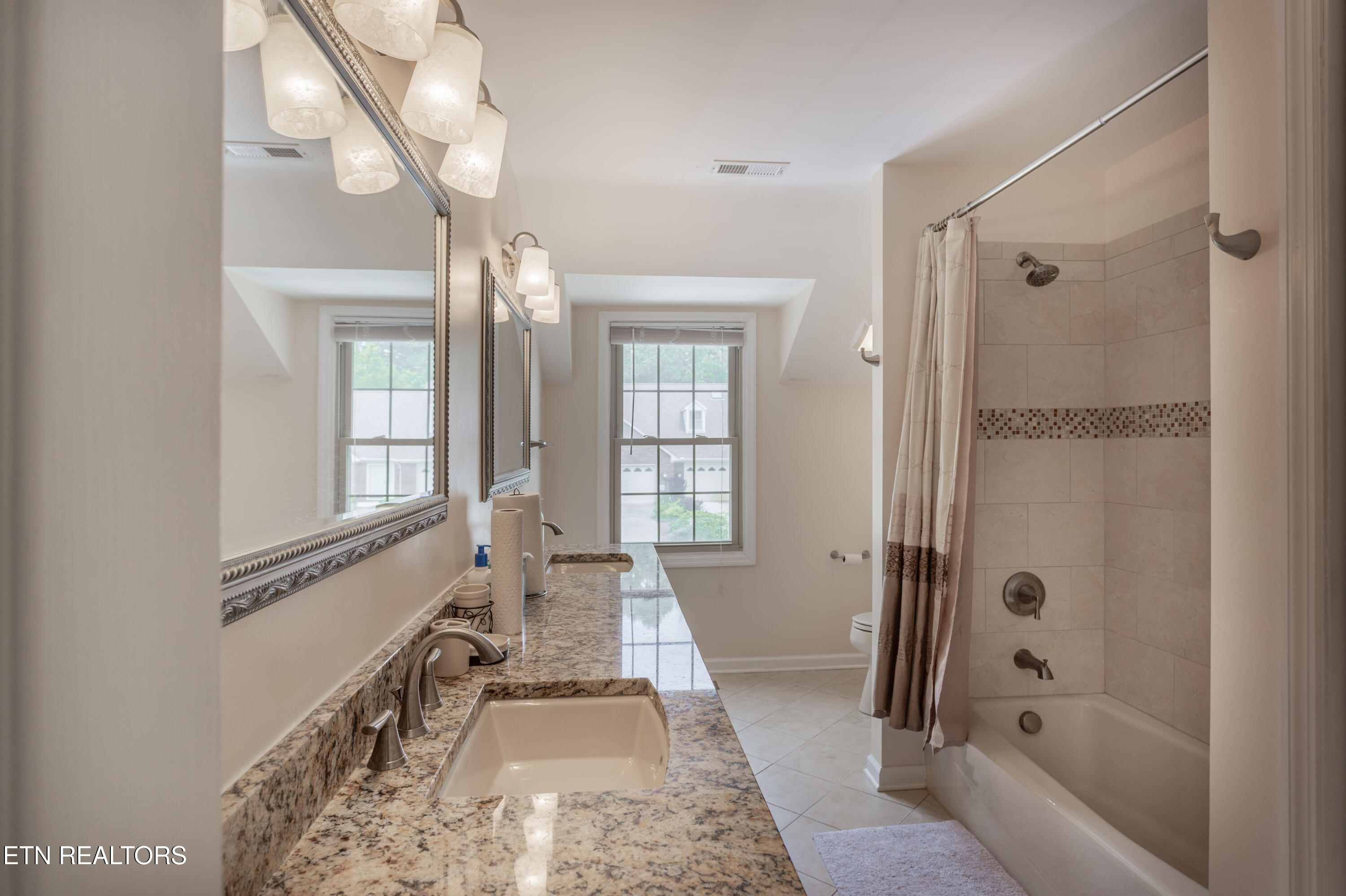 709 Landing Lane Knoxville TN 37934