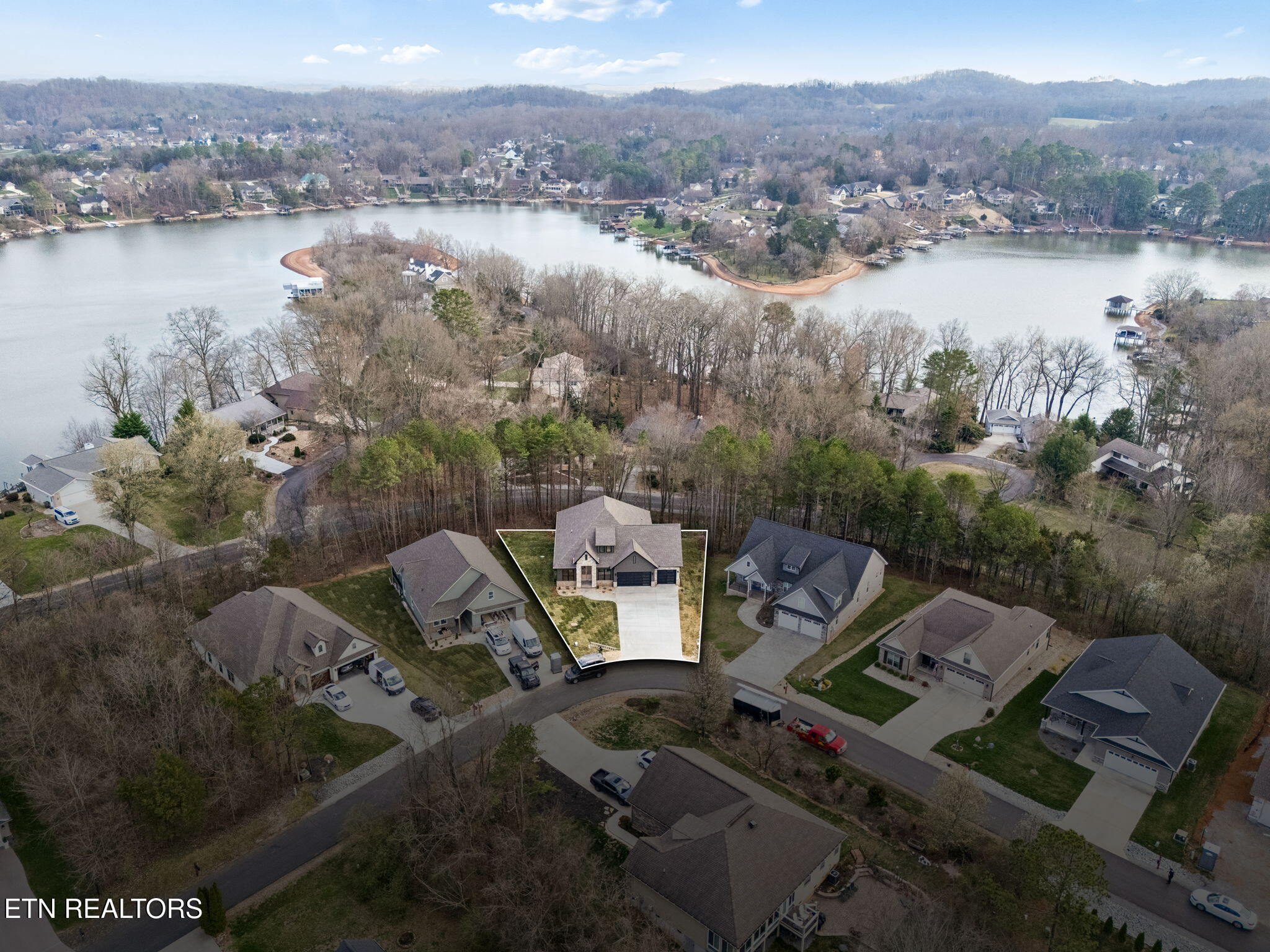 124 Utsesti Way Loudon TN 37774