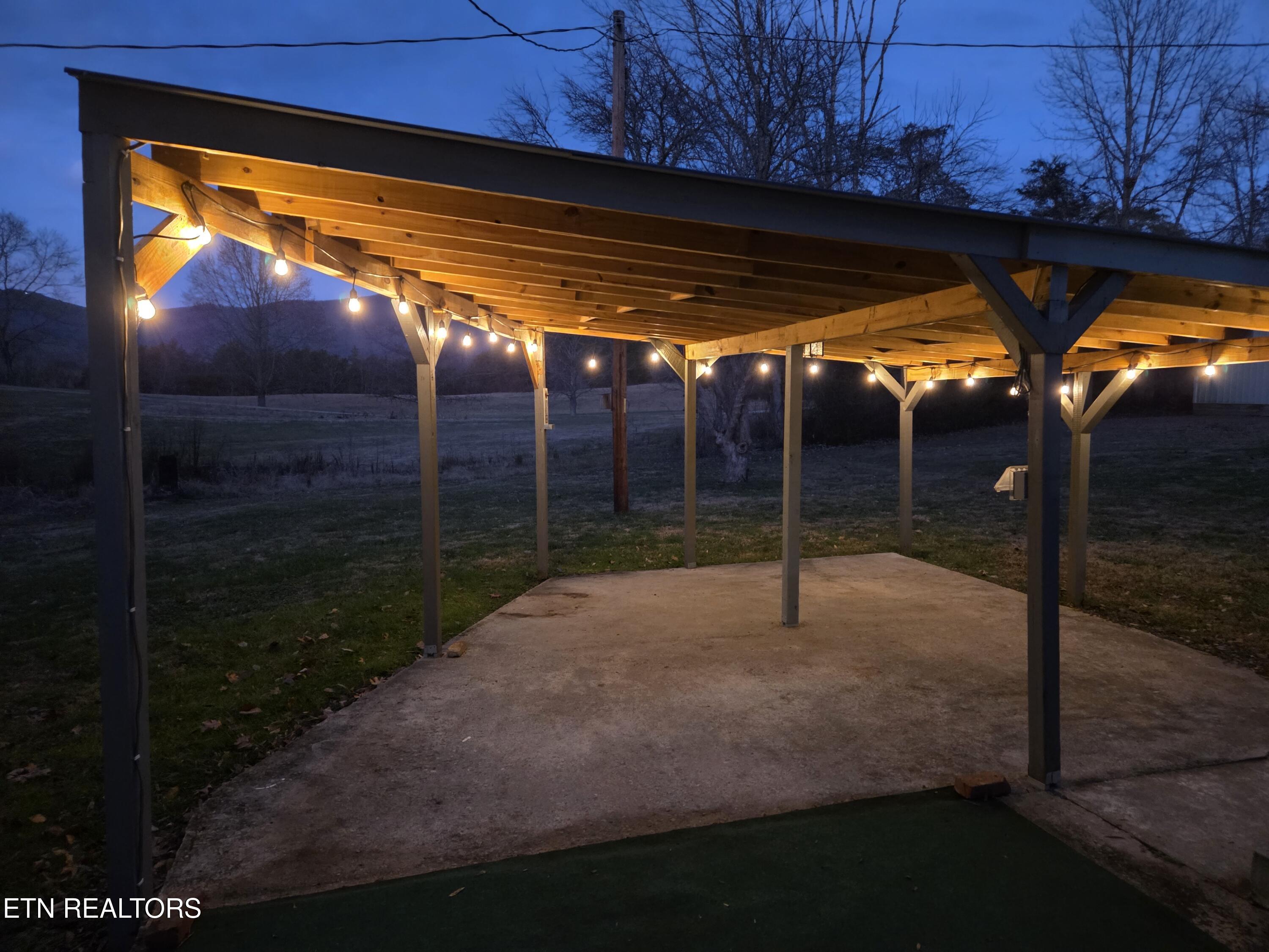 170 Bow Point Road Lafollette TN 37766