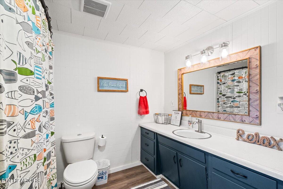 170 Bow Point Road Lafollette TN 37766