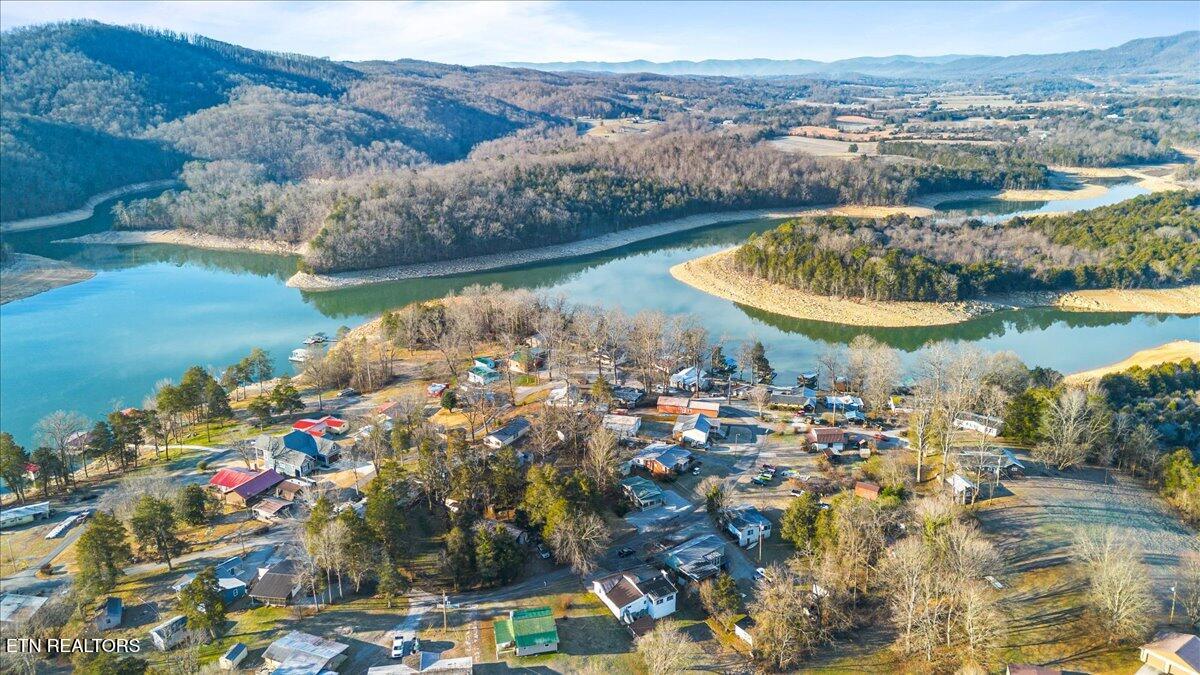 170 Bow Point Road Lafollette TN 37766