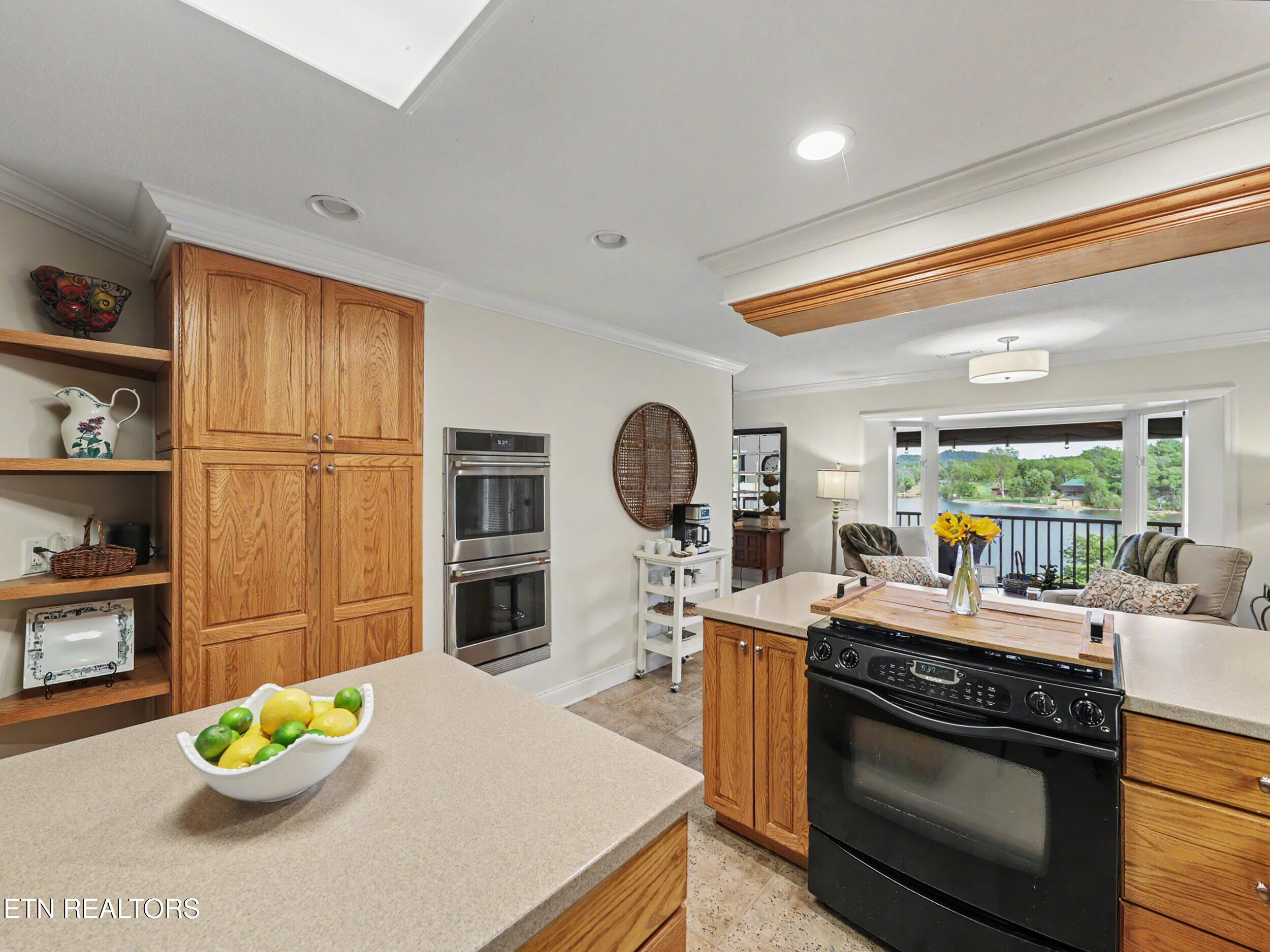 725 Loudon View Drive Friendsville TN 37737