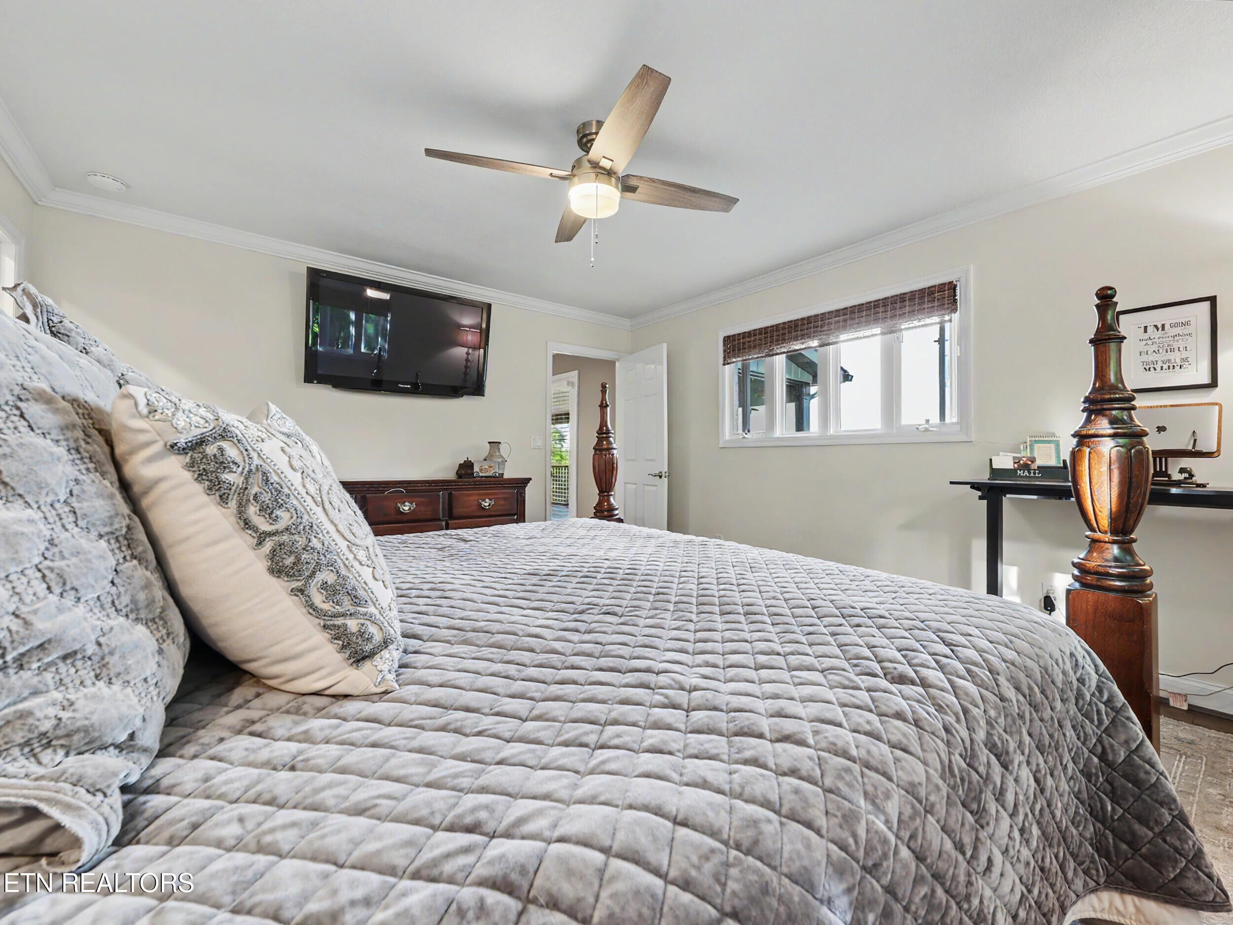 725 Loudon View Drive Friendsville TN 37737