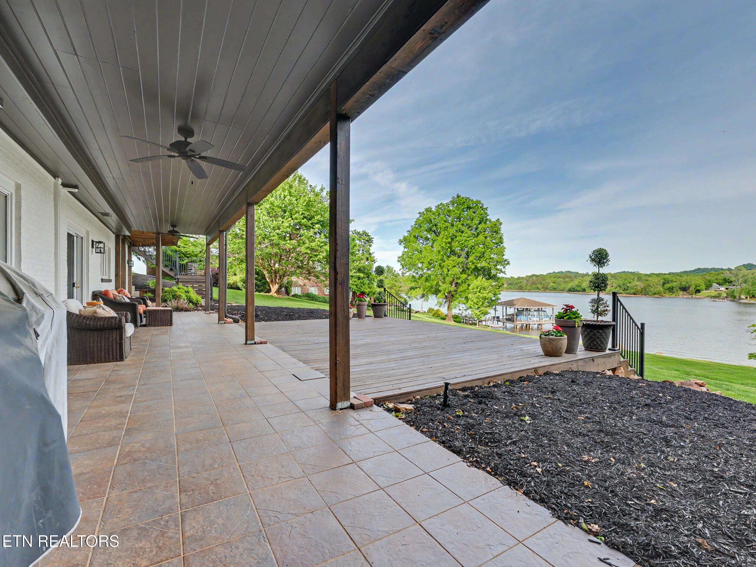 725 Loudon View Drive Friendsville TN 37737