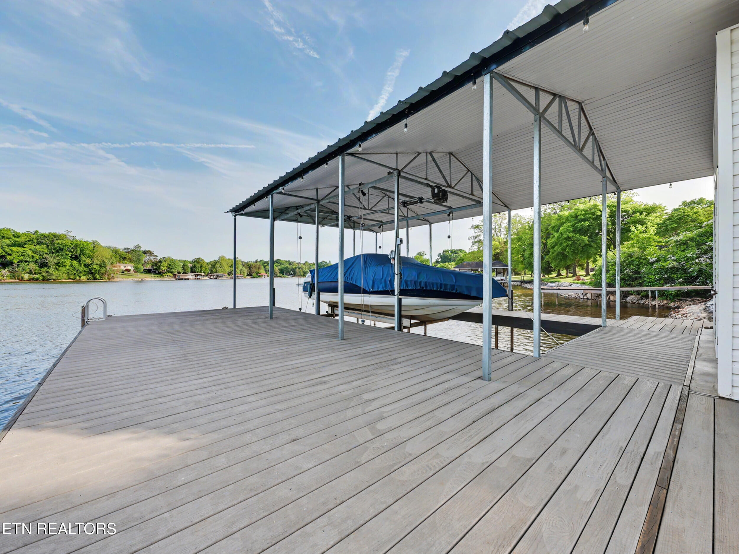 725 Loudon View Drive Friendsville TN 37737