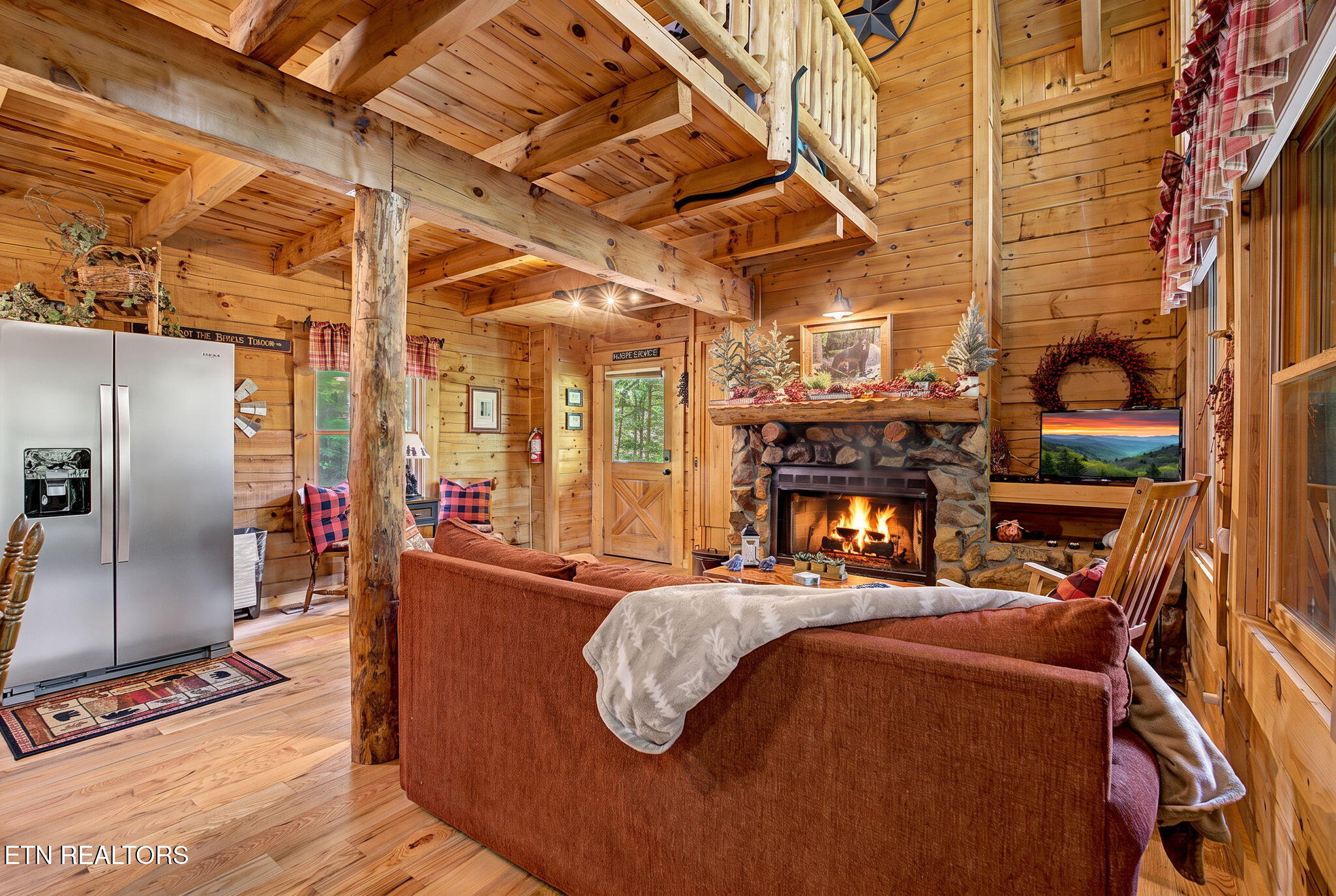 3039 Brothers Way Pigeon Forge TN 37862