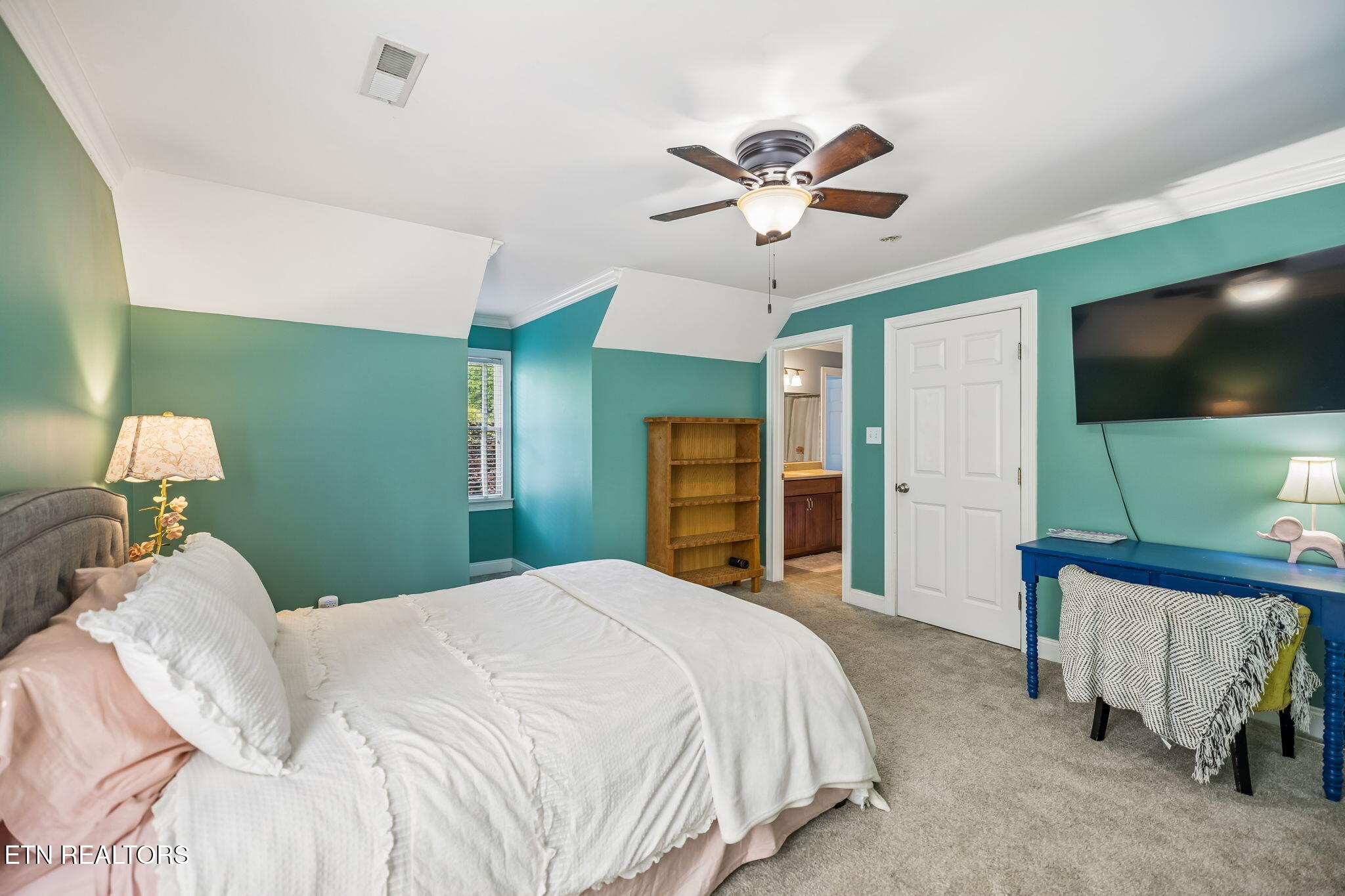 609 Commodore Lane Knoxville TN 37934