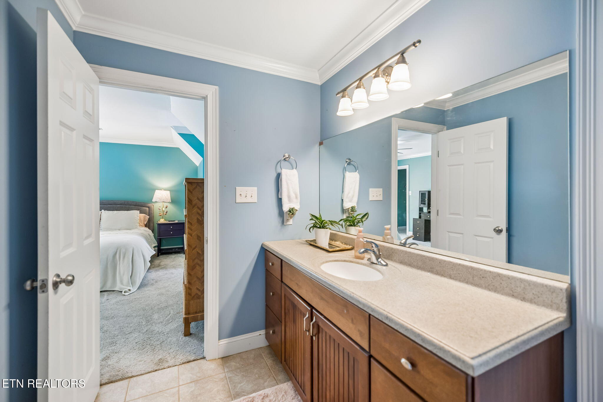 609 Commodore Lane Knoxville TN 37934