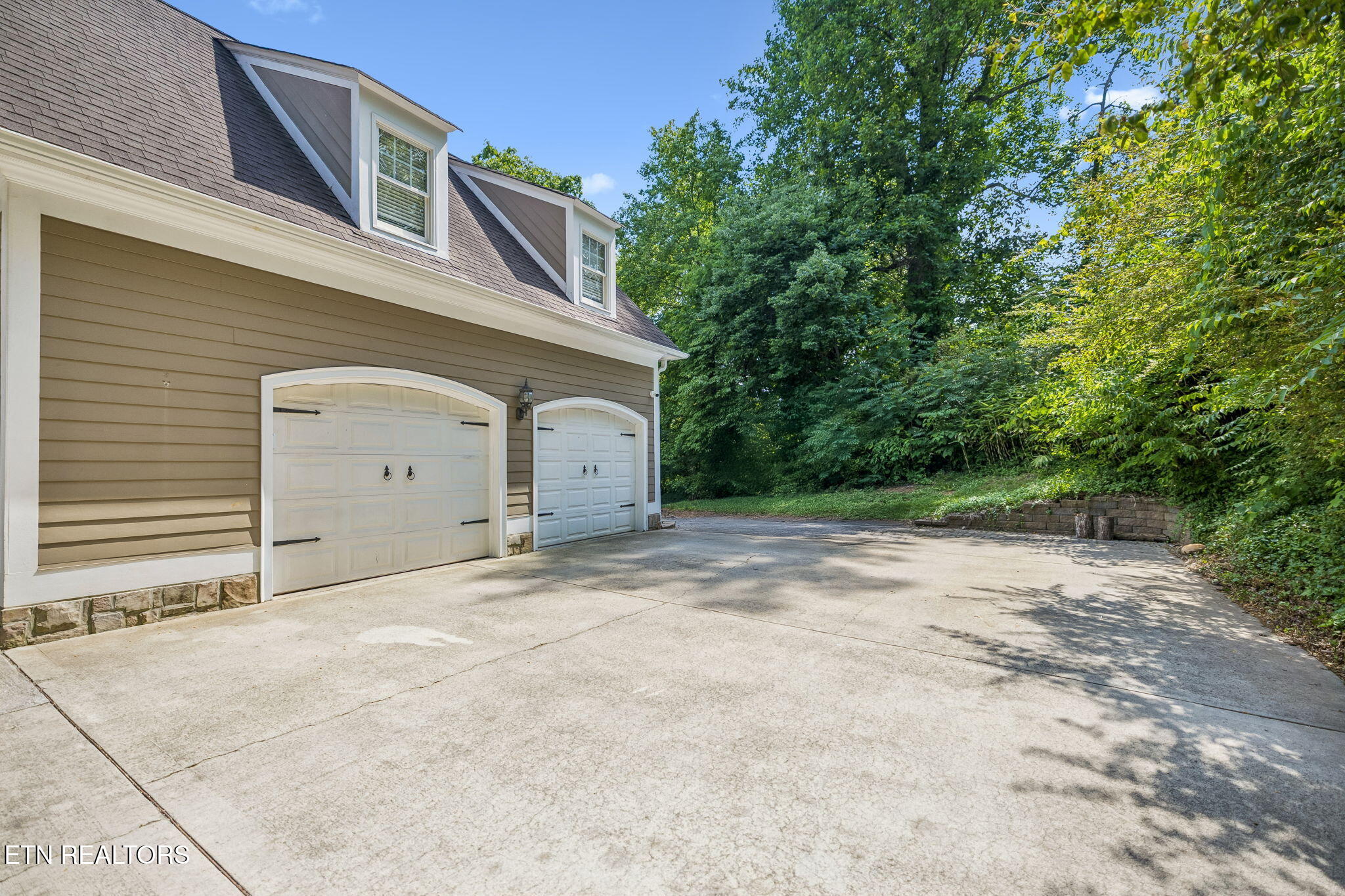 609 Commodore Lane Knoxville TN 37934