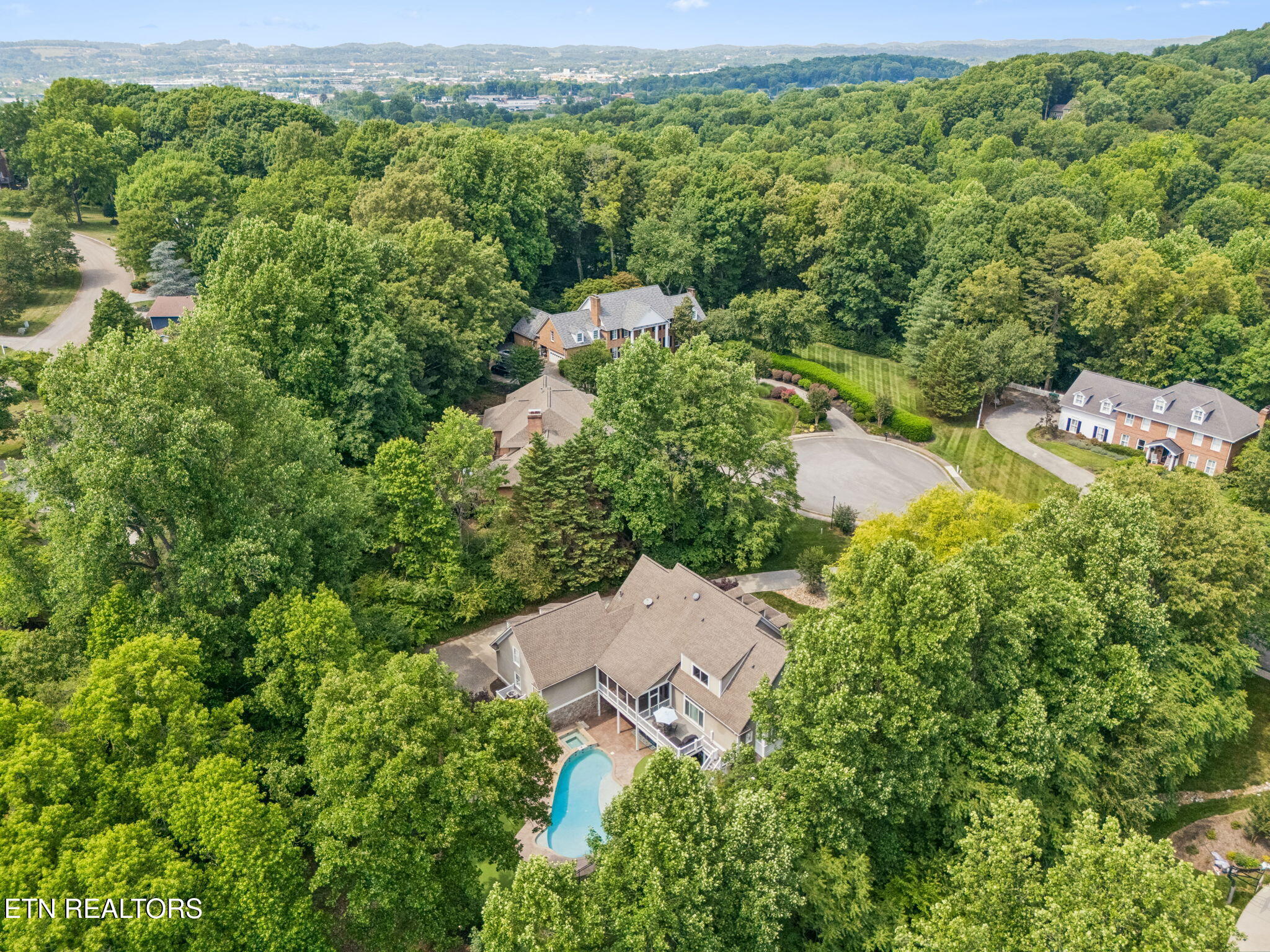 609 Commodore Lane Knoxville TN 37934