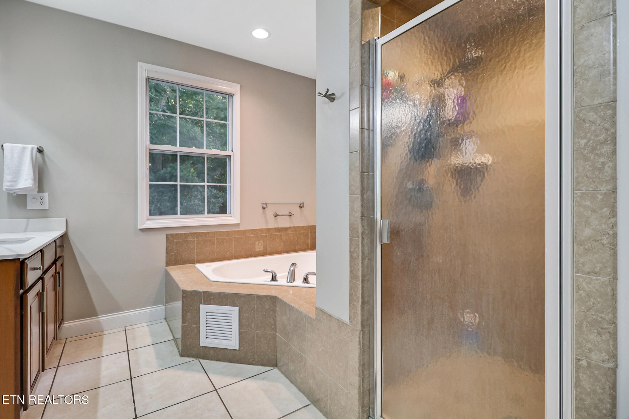 2000 Cascade Falls Lane Knoxville TN 37931