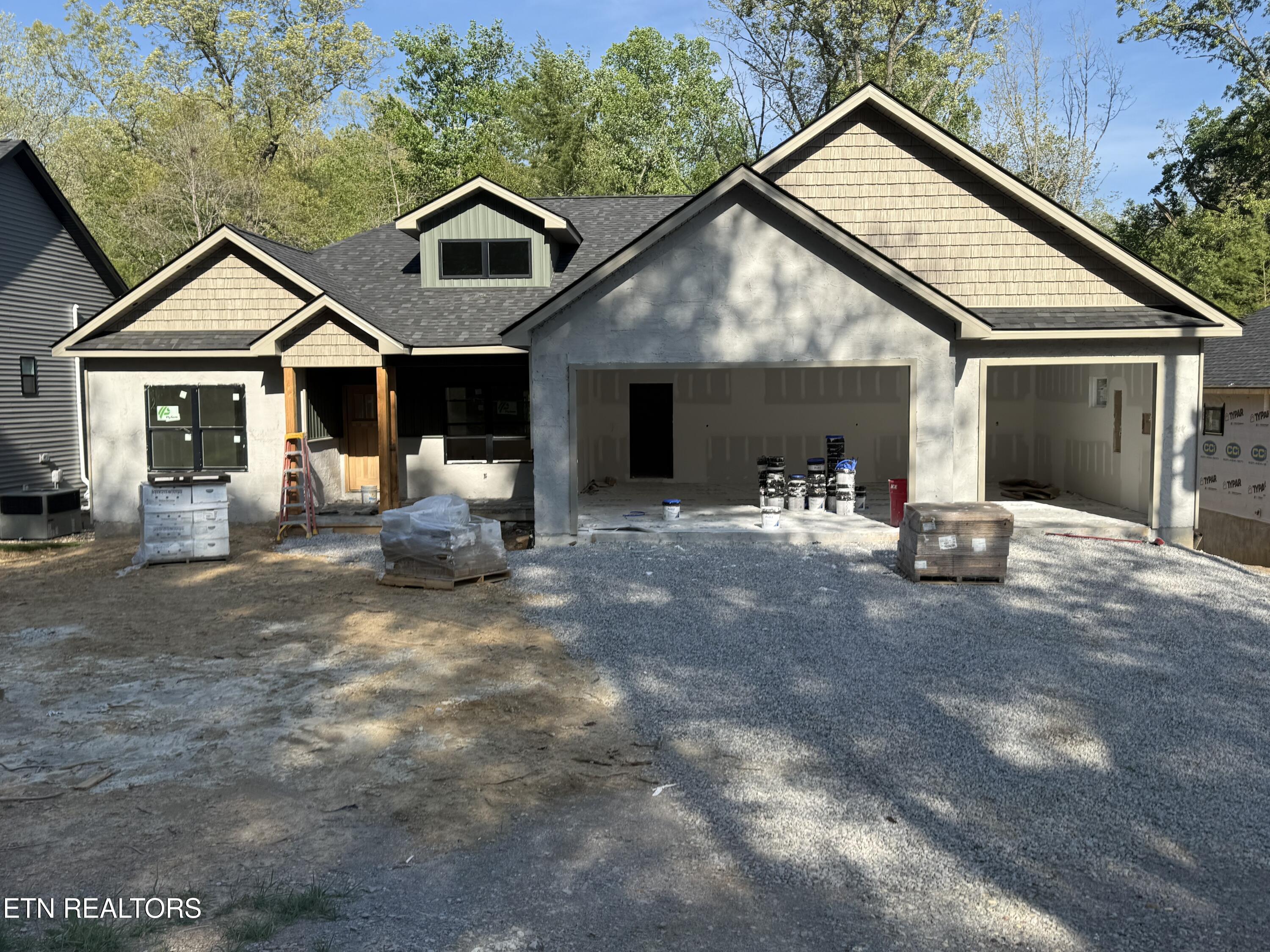 155 Natchez Circle Crossville TN 38558