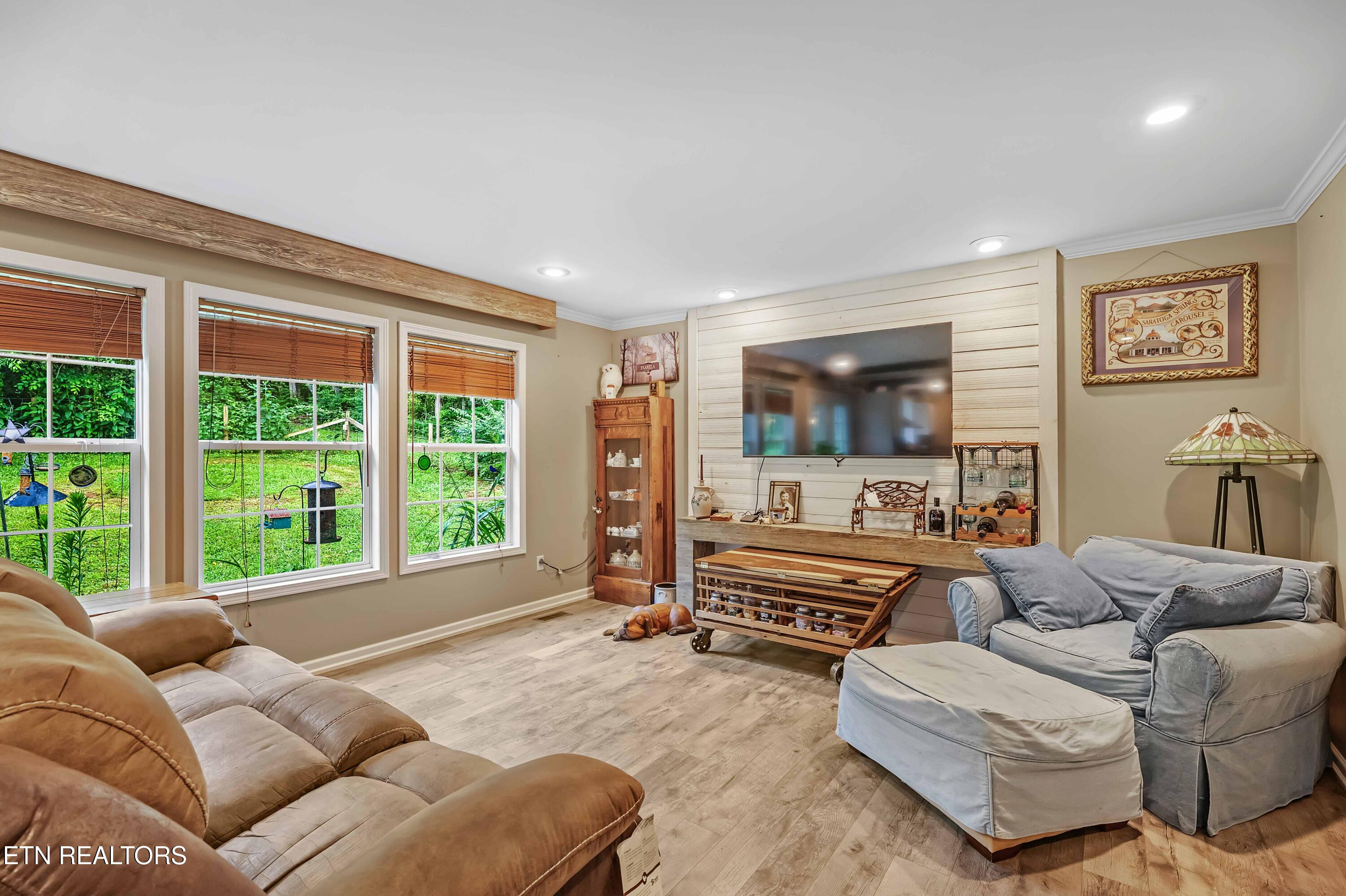 516 Knob Road Vonore TN 37885