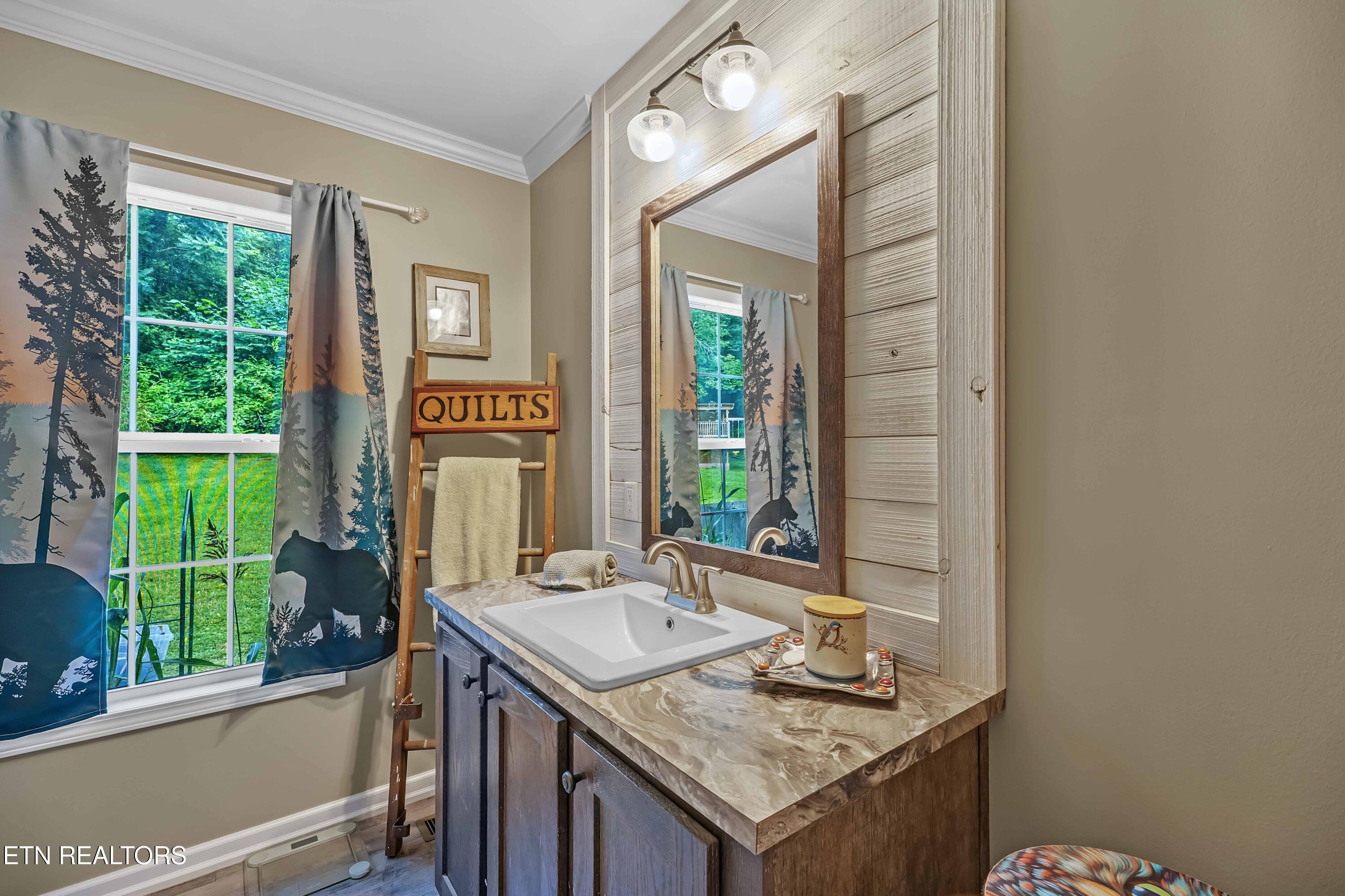 516 Knob Road Vonore TN 37885