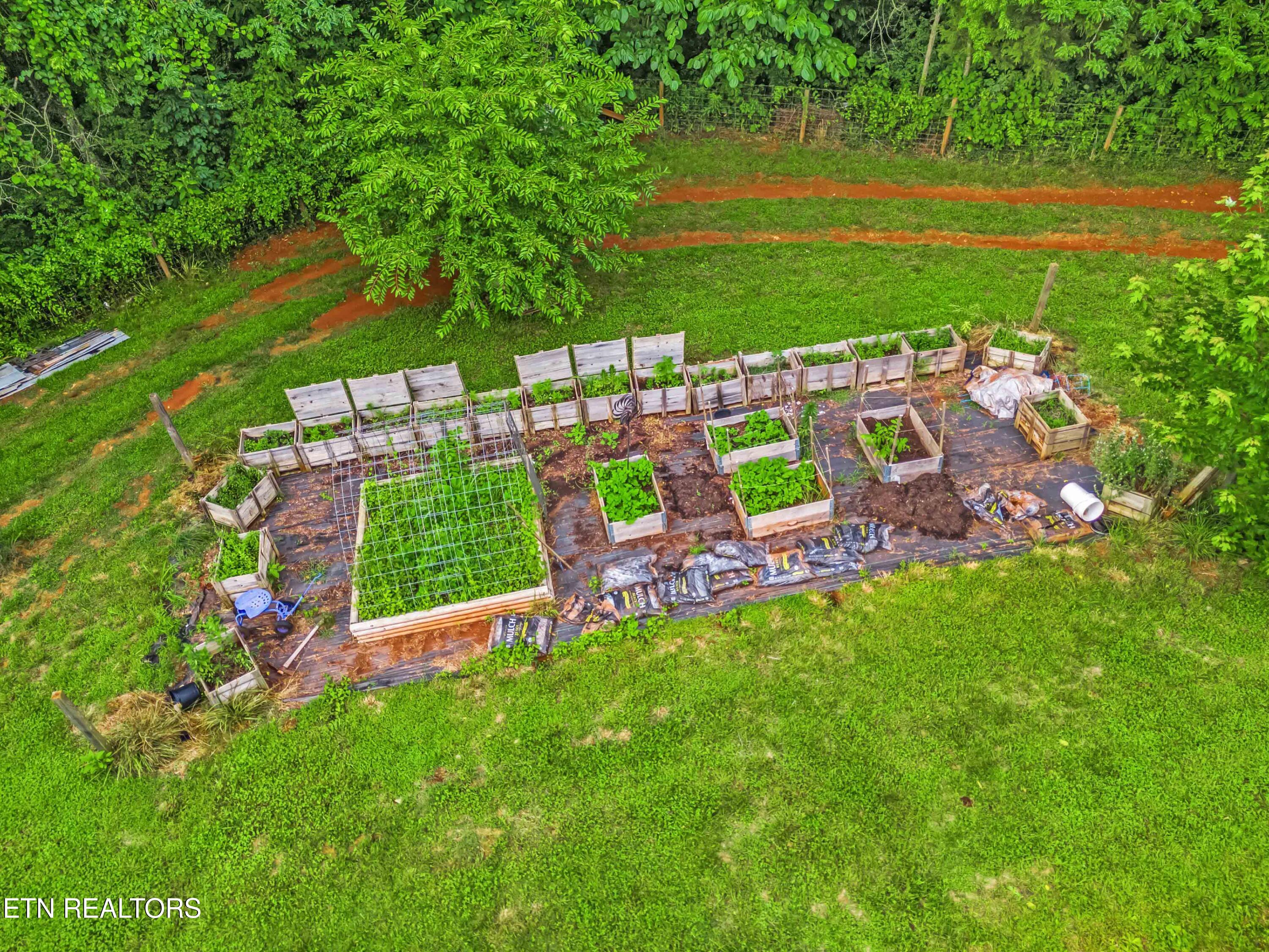 516 Knob Road Vonore TN 37885