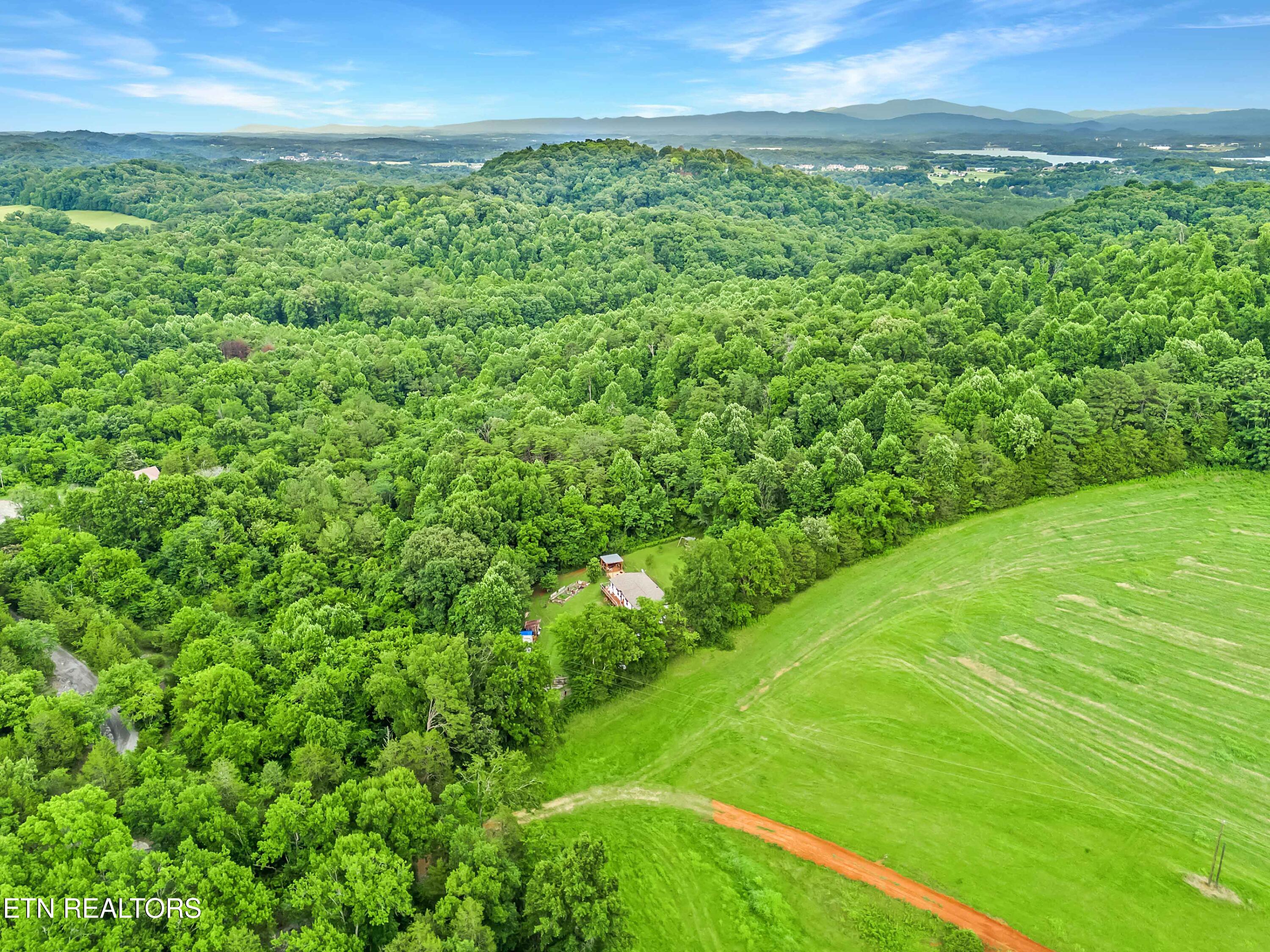 516 Knob Road Vonore TN 37885