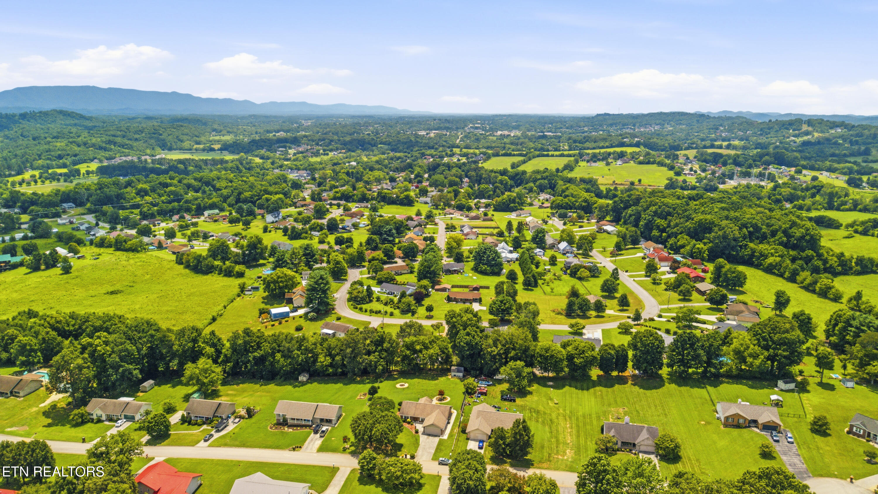 173 Maple Ridge Lane Seymour TN 37865
