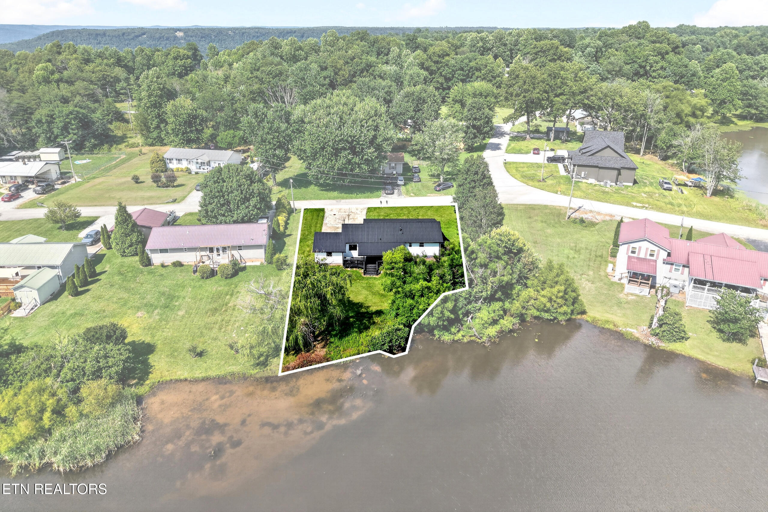 119 Vandy Circle Sparta TN 38583