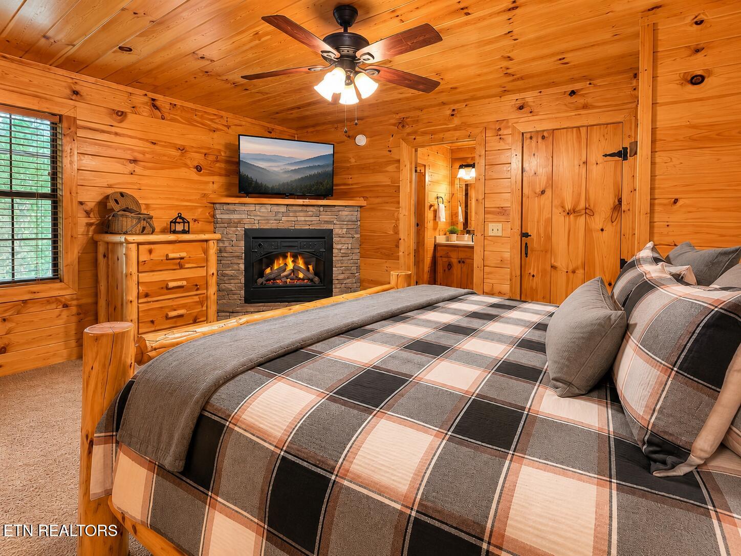 1630 Majestic Oak Way Sevierville TN 37876