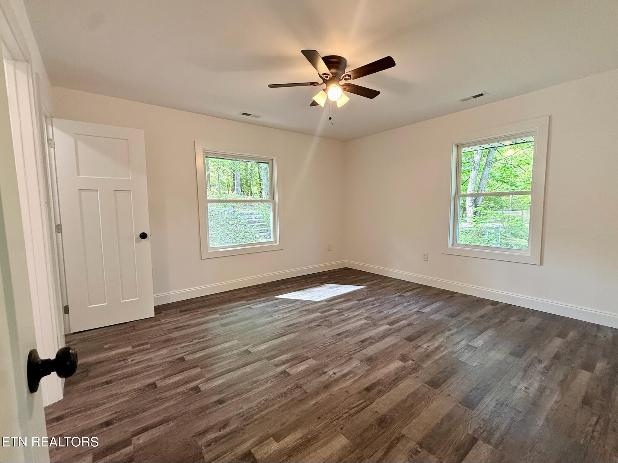 1216 Pilleaux Drive Knoxville TN 37912