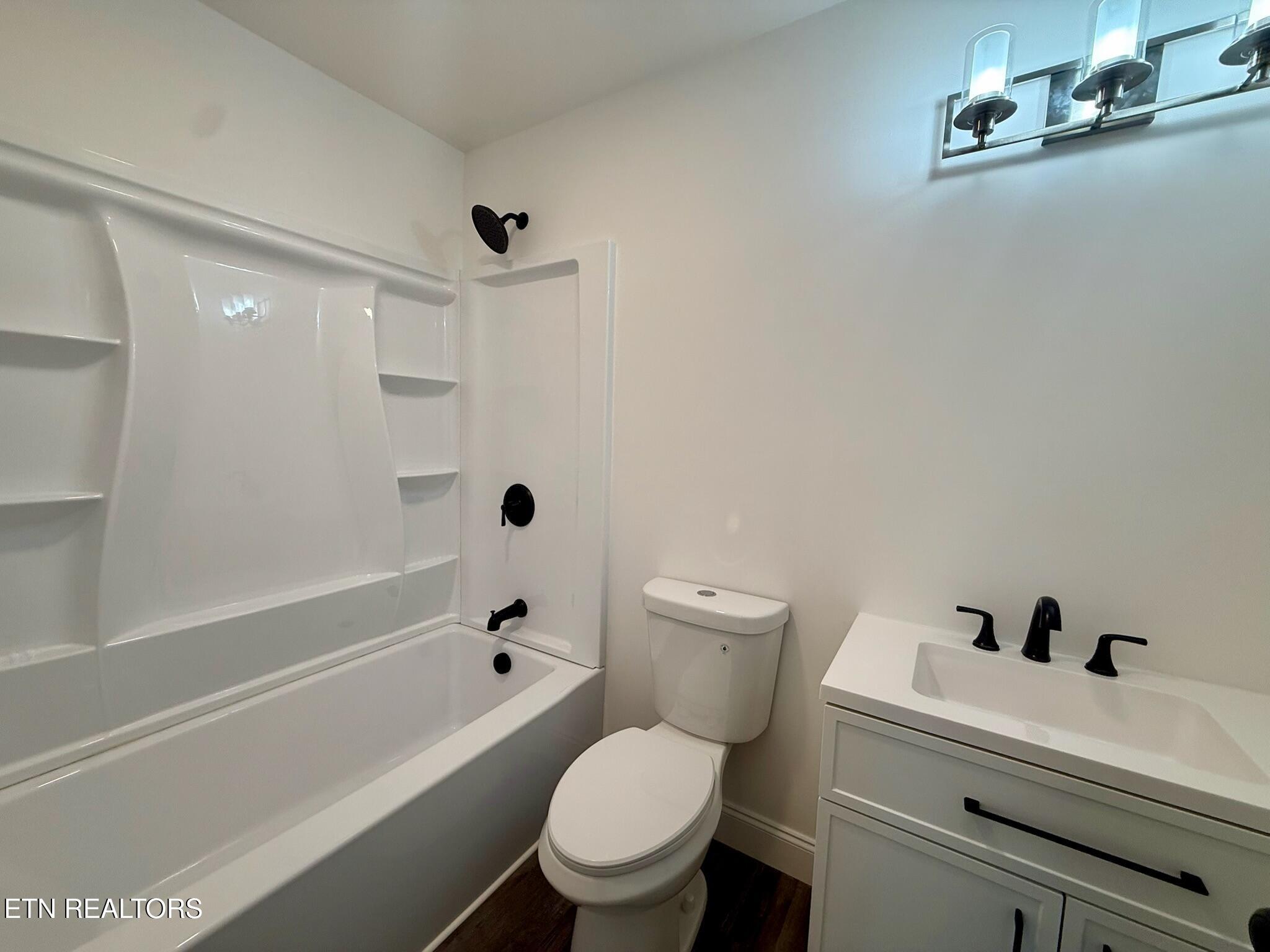 1216 Pilleaux Drive Knoxville TN 37912
