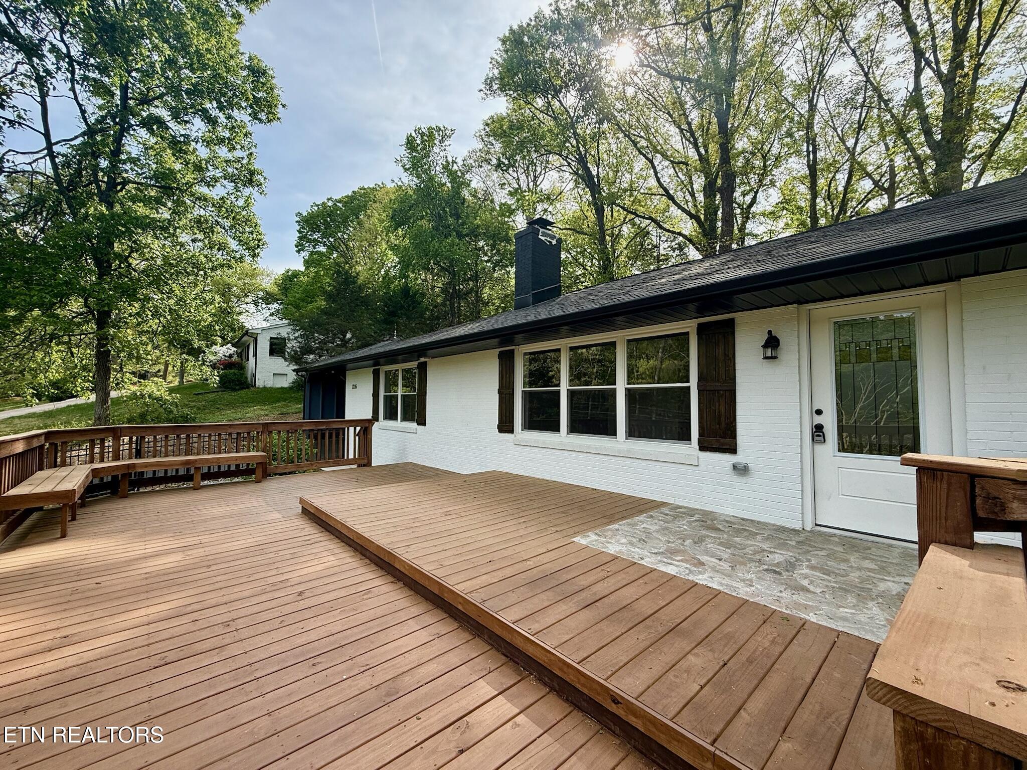 1216 Pilleaux Drive Knoxville TN 37912