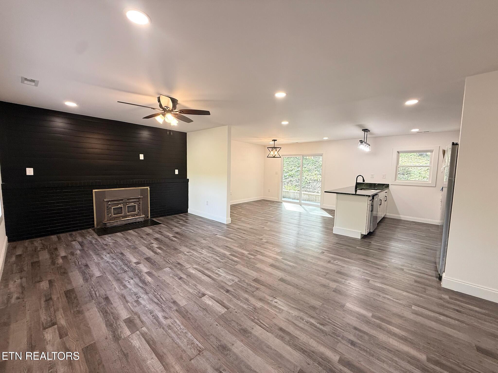 1216 Pilleaux Drive Knoxville TN 37912