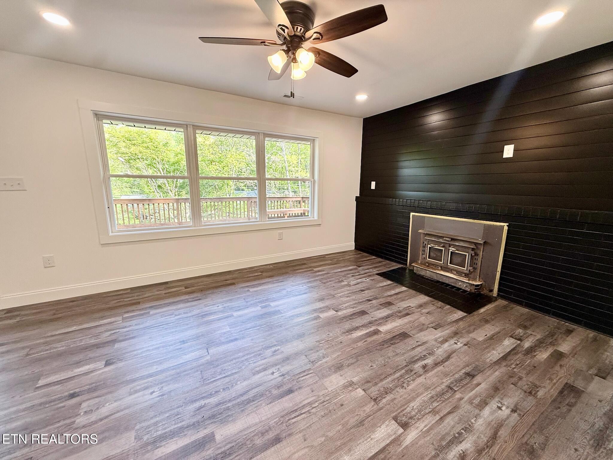 1216 Pilleaux Drive Knoxville TN 37912