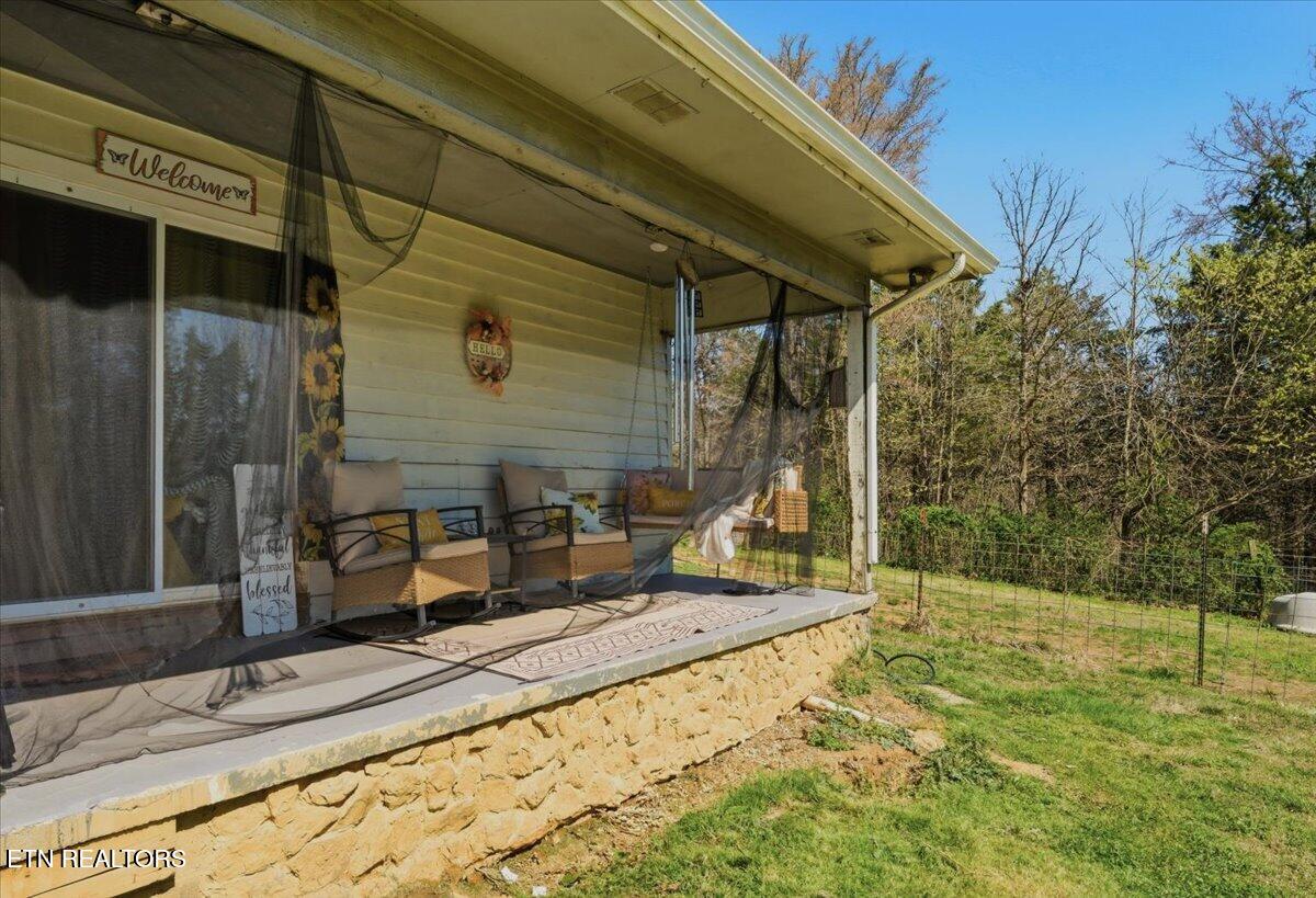 1144 Rocky Springs Road Madisonville TN 37354