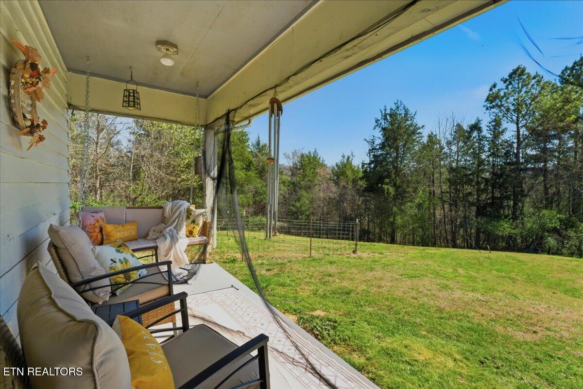 1144 Rocky Springs Road Madisonville TN 37354