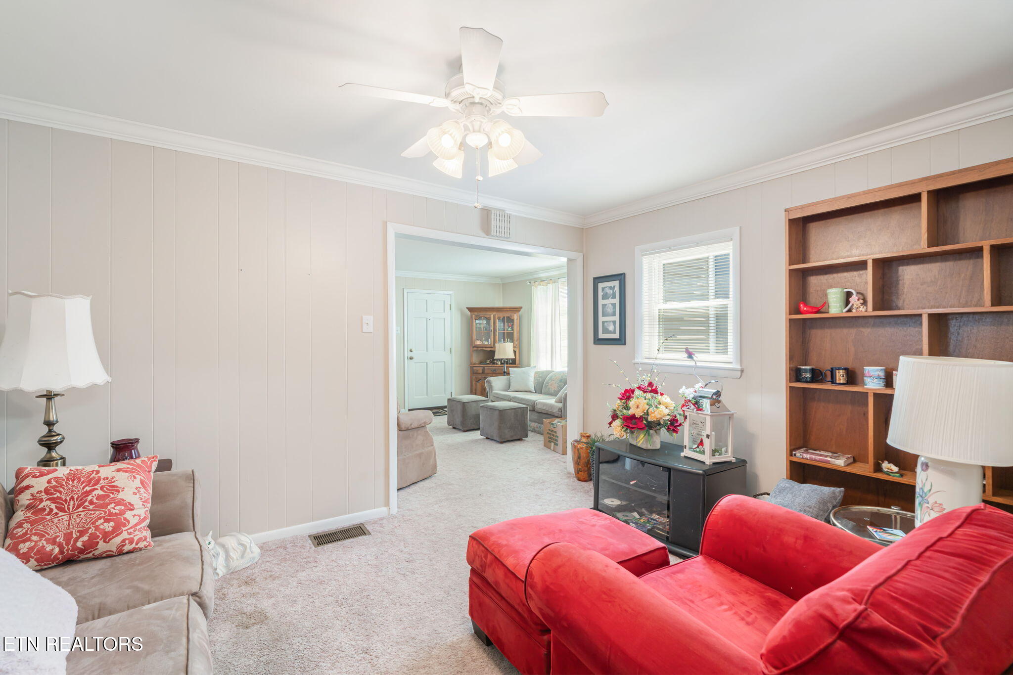 905 Cumberland Street Harriman TN 37748