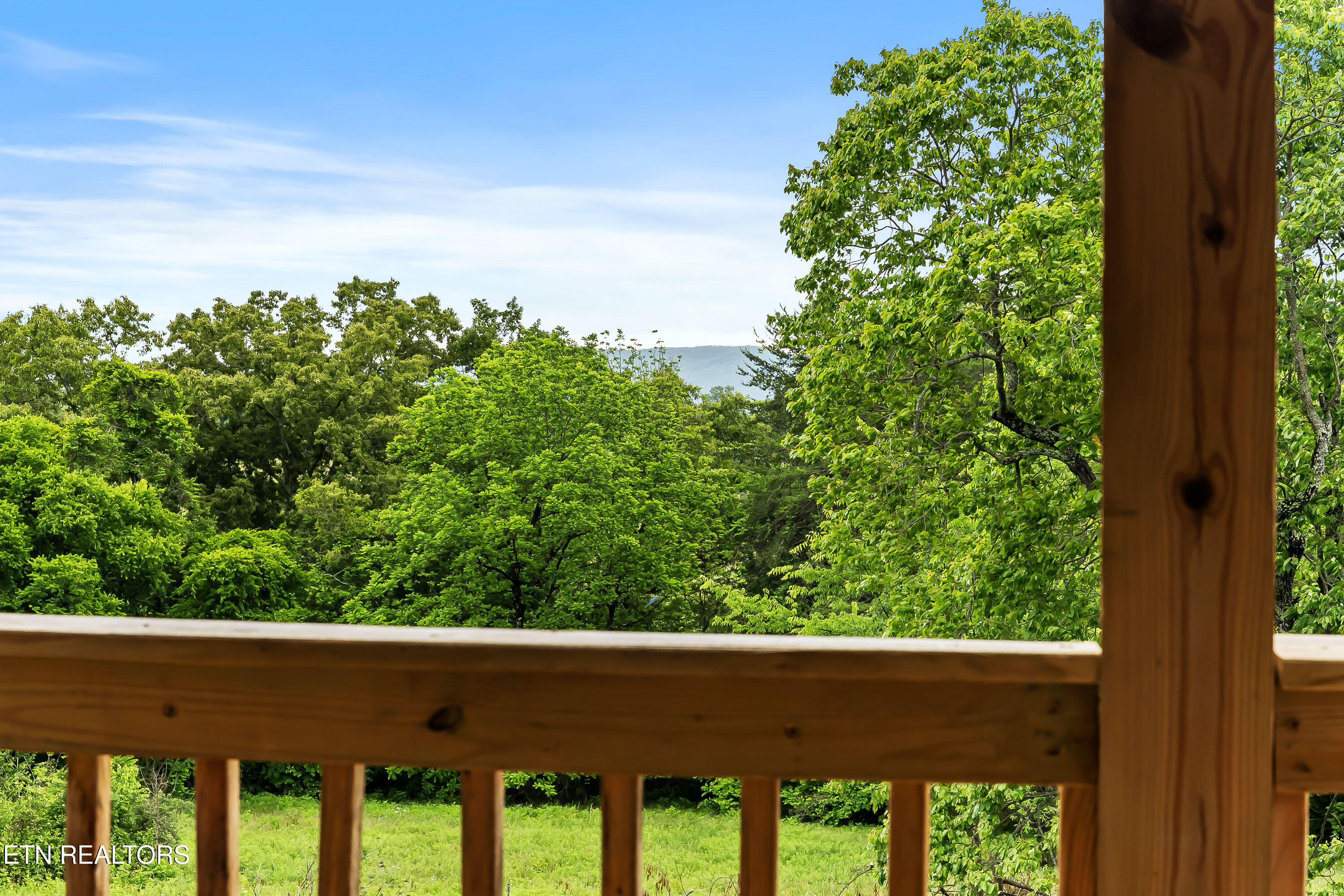 1222 Mini Huskey Road Maryville TN 37801