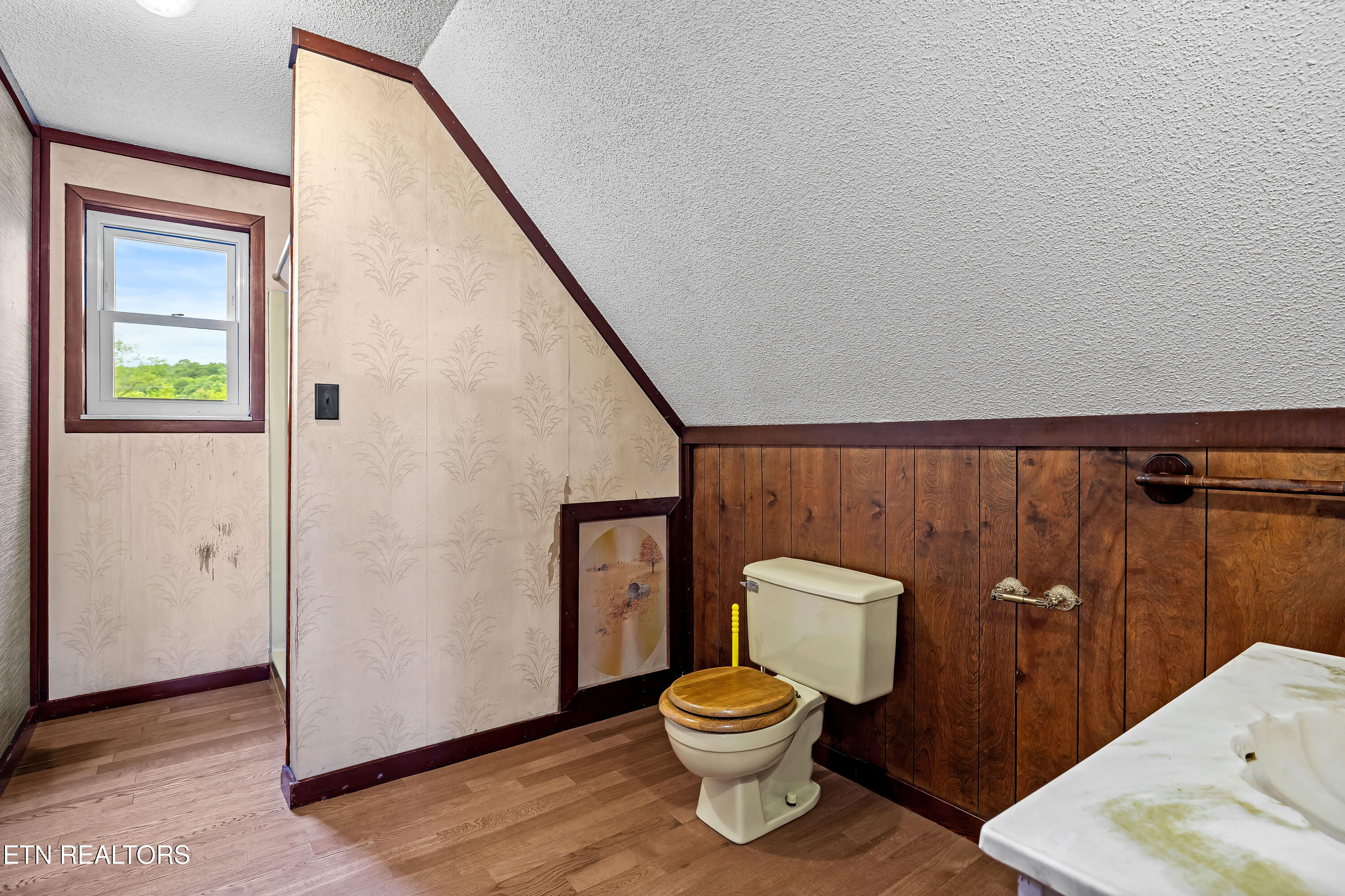 1222 Mini Huskey Road Maryville TN 37801