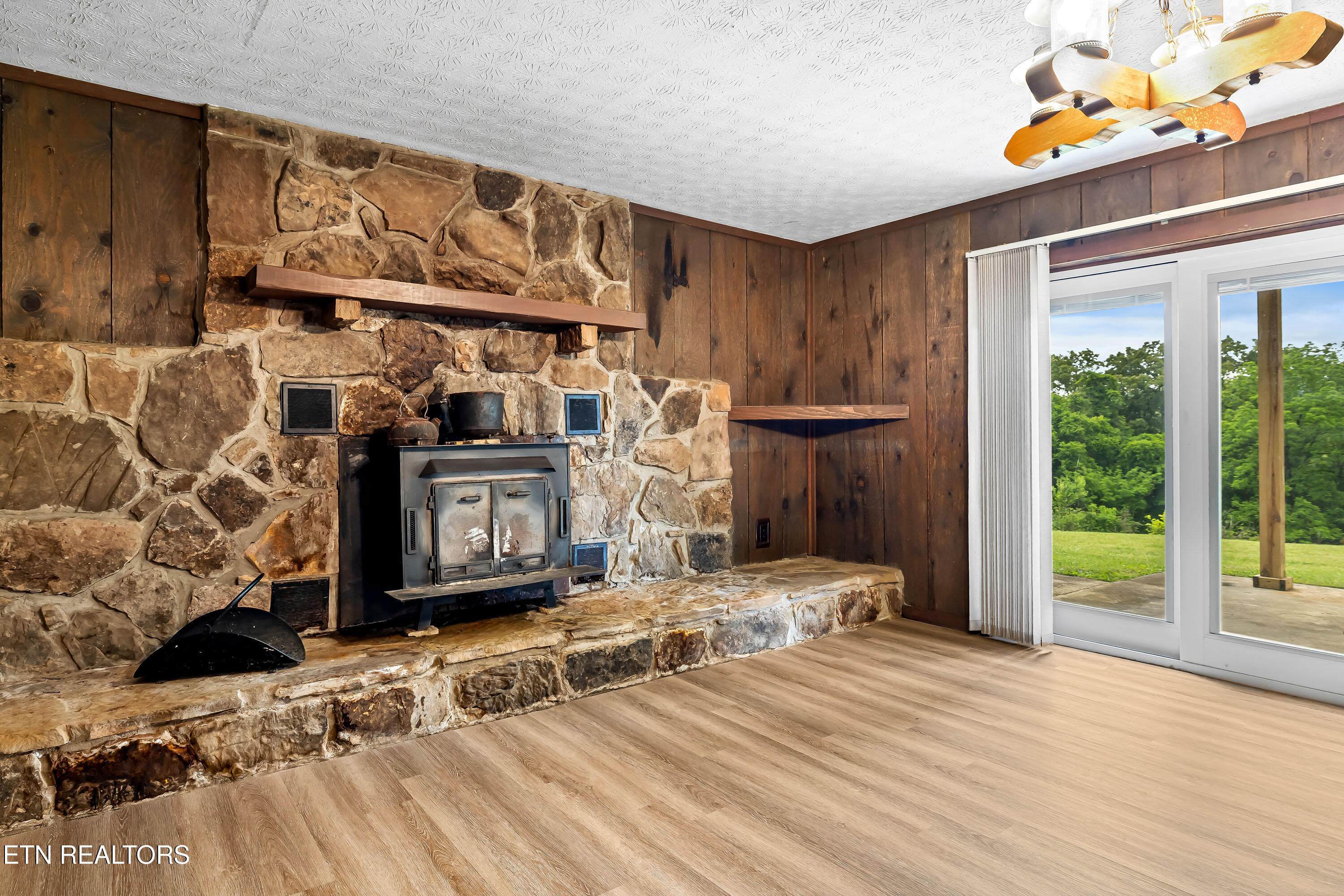 1222 Mini Huskey Road Maryville TN 37801